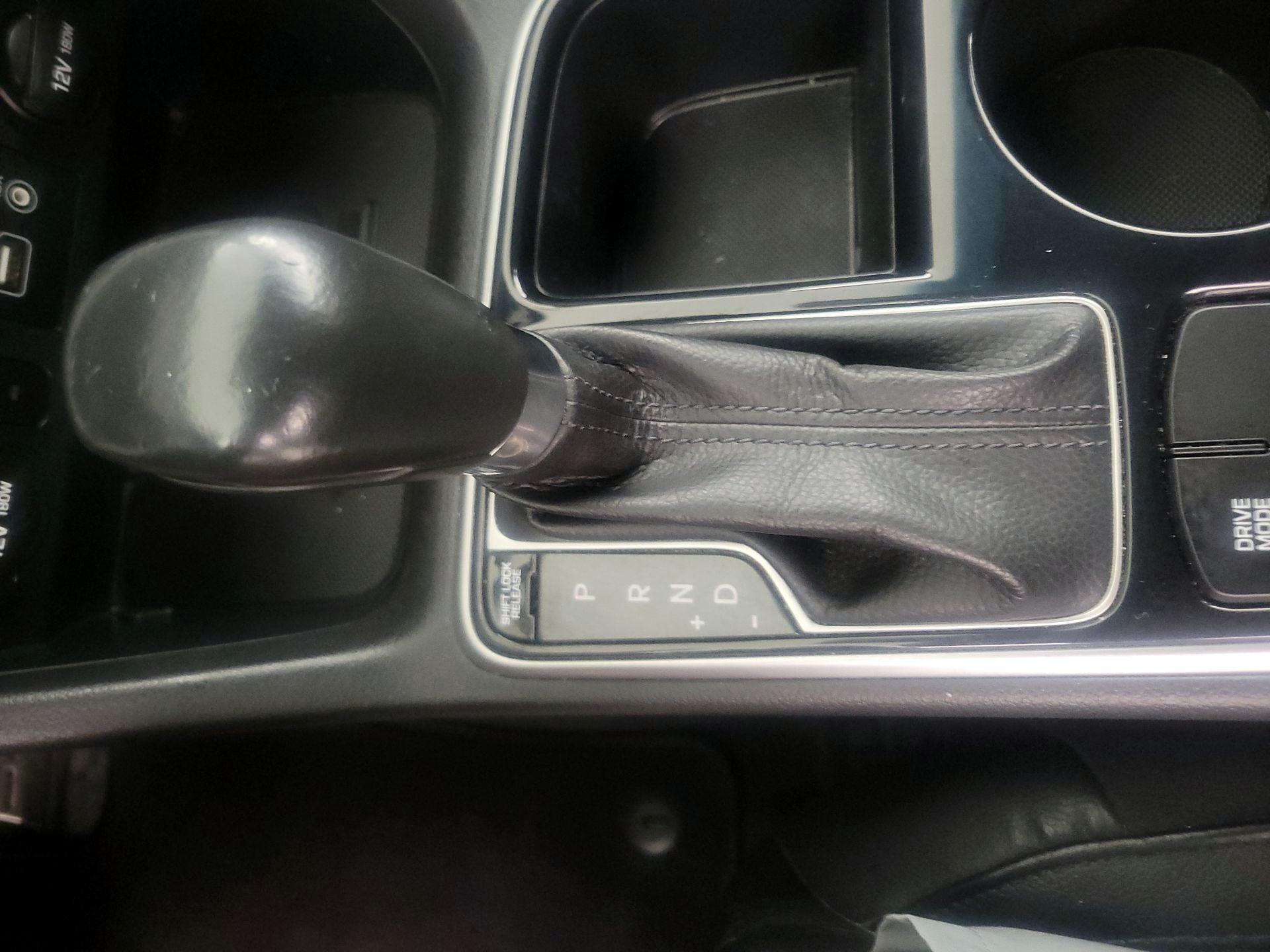 Thumbnail: 2018 Hyundai Sonata - 17