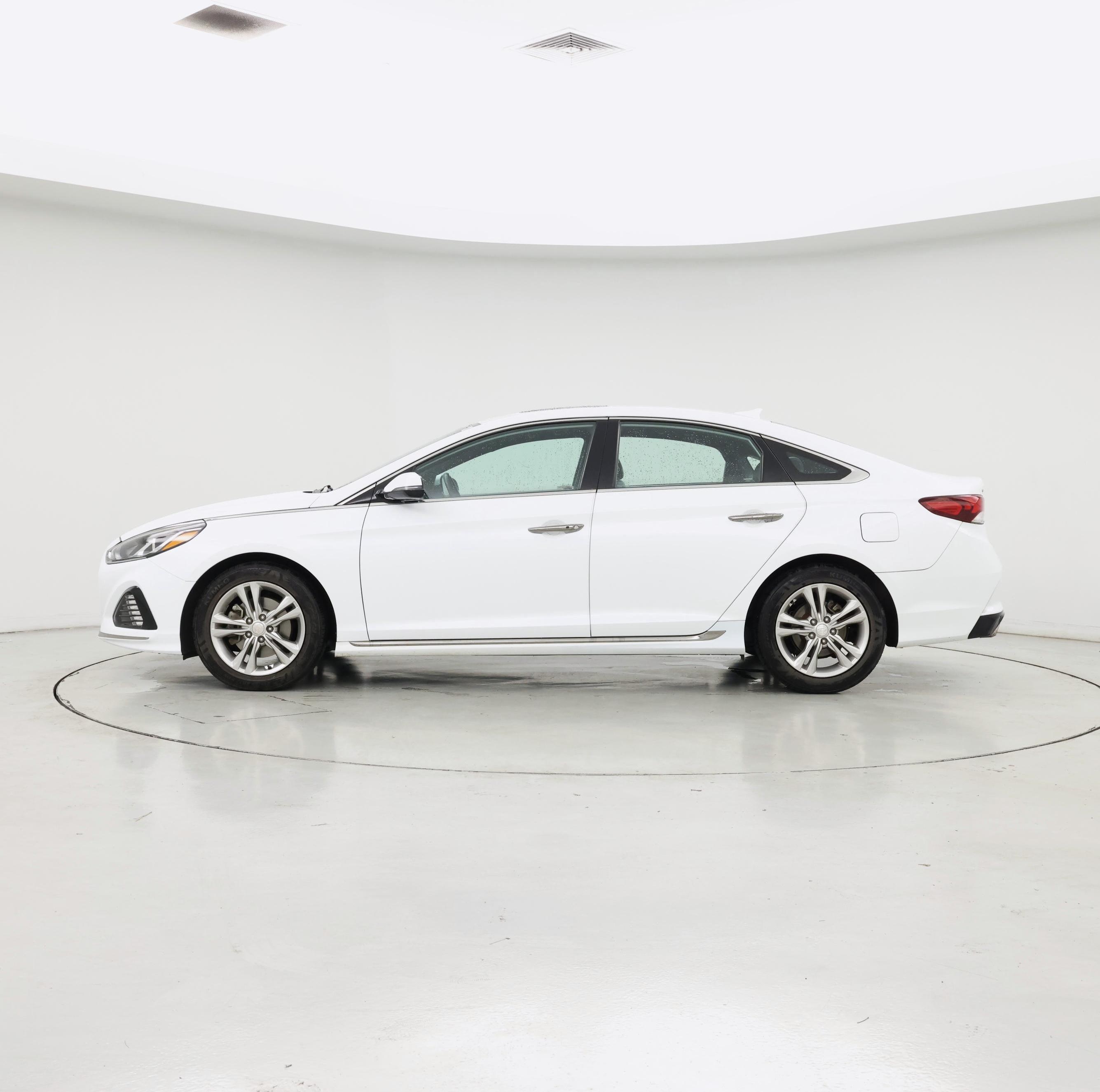 Thumbnail: 2018 Hyundai Sonata - 3