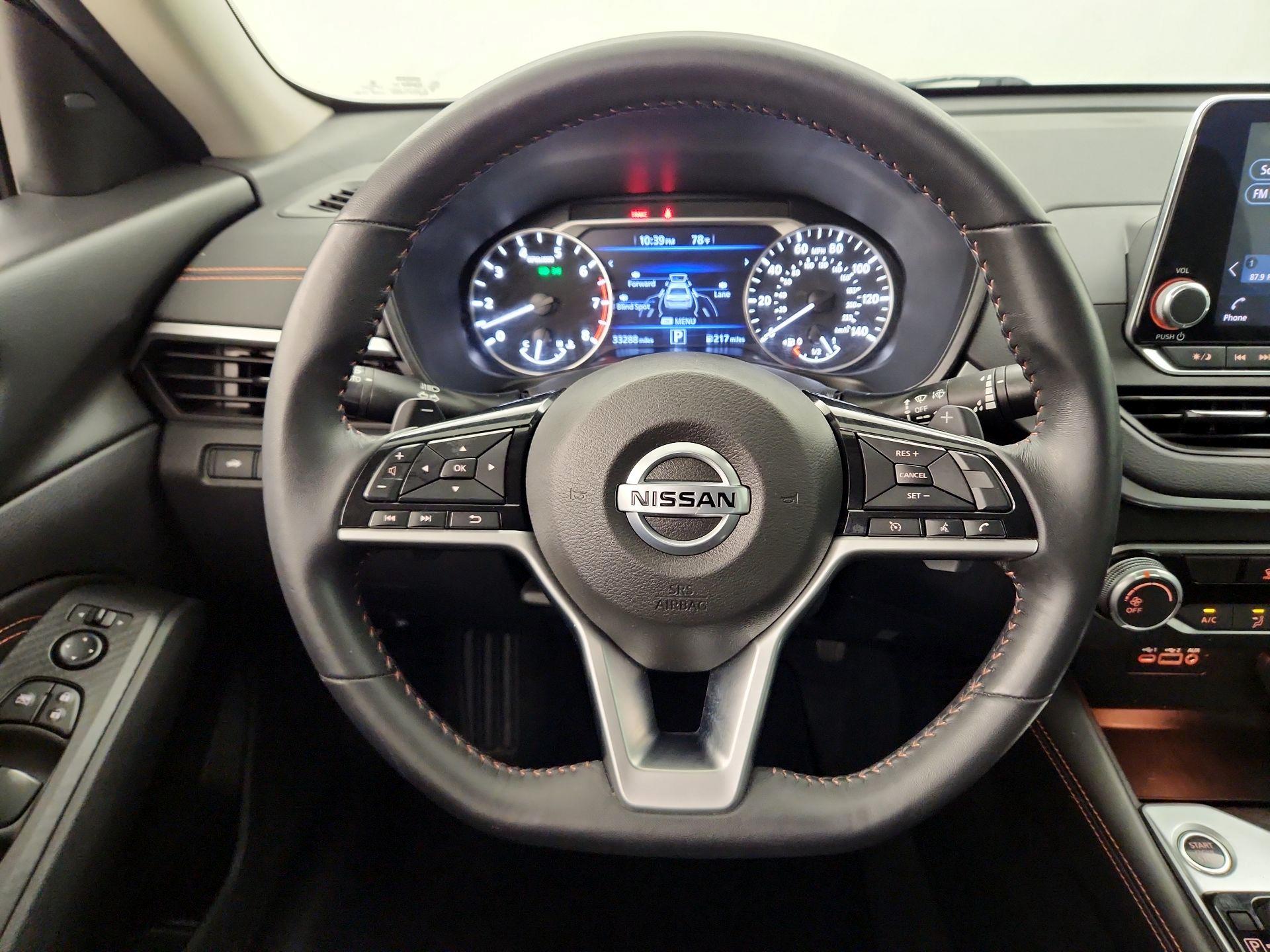 Thumbnail: 2021 Nissan Altima - 10