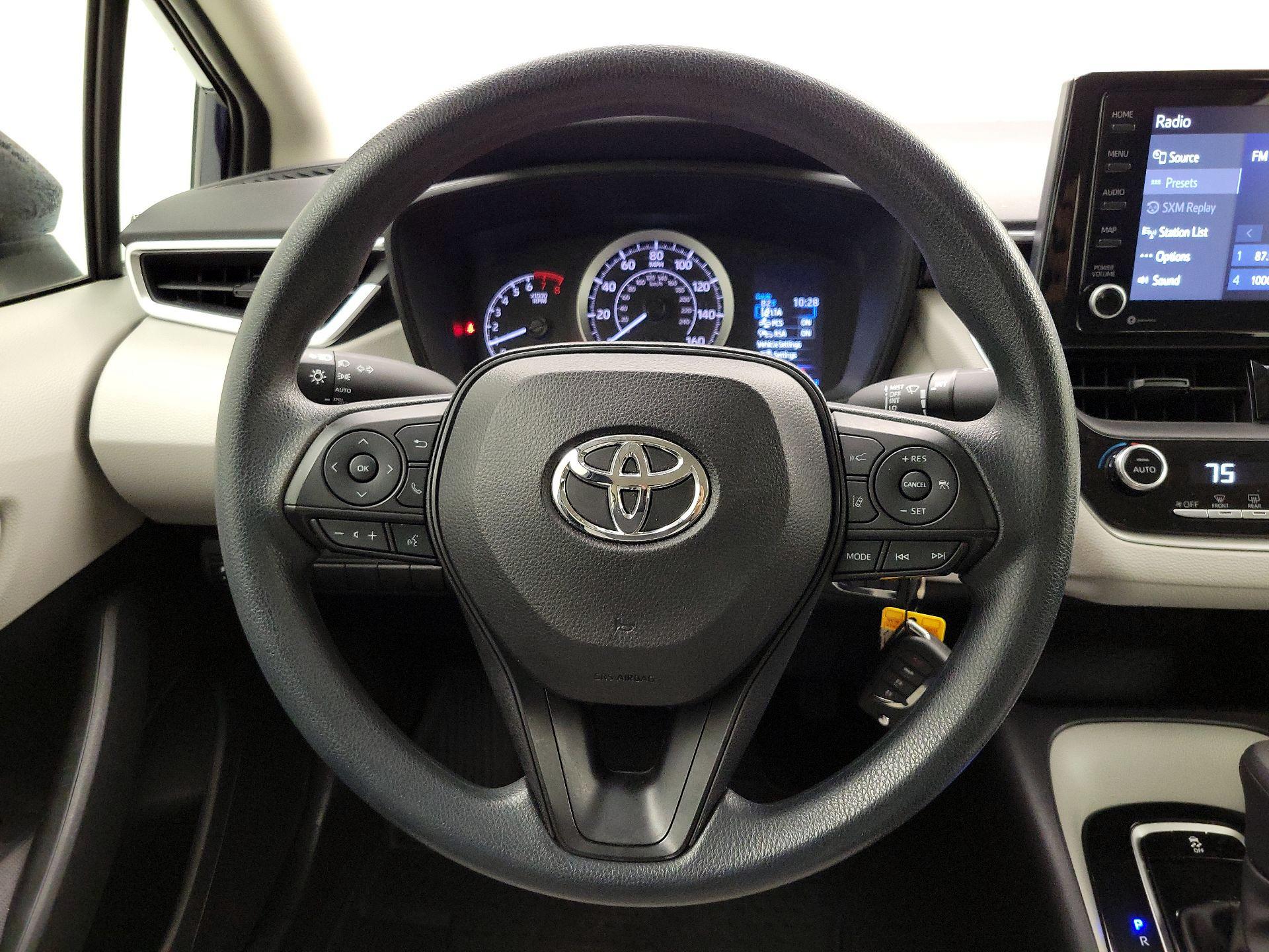Thumbnail: 2022 Toyota Corolla - 10