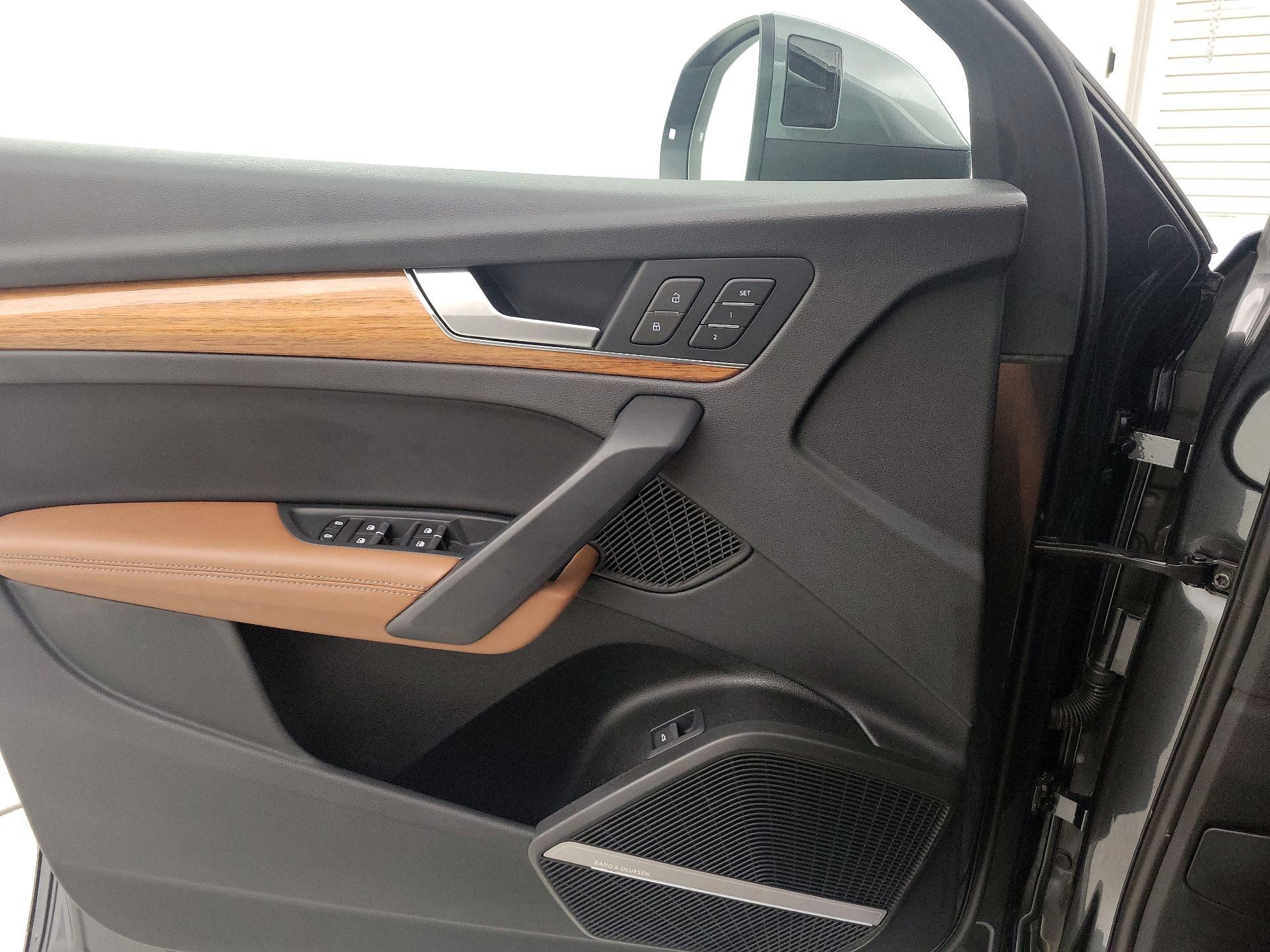 Thumbnail: 2023 Audi Q5 - 12