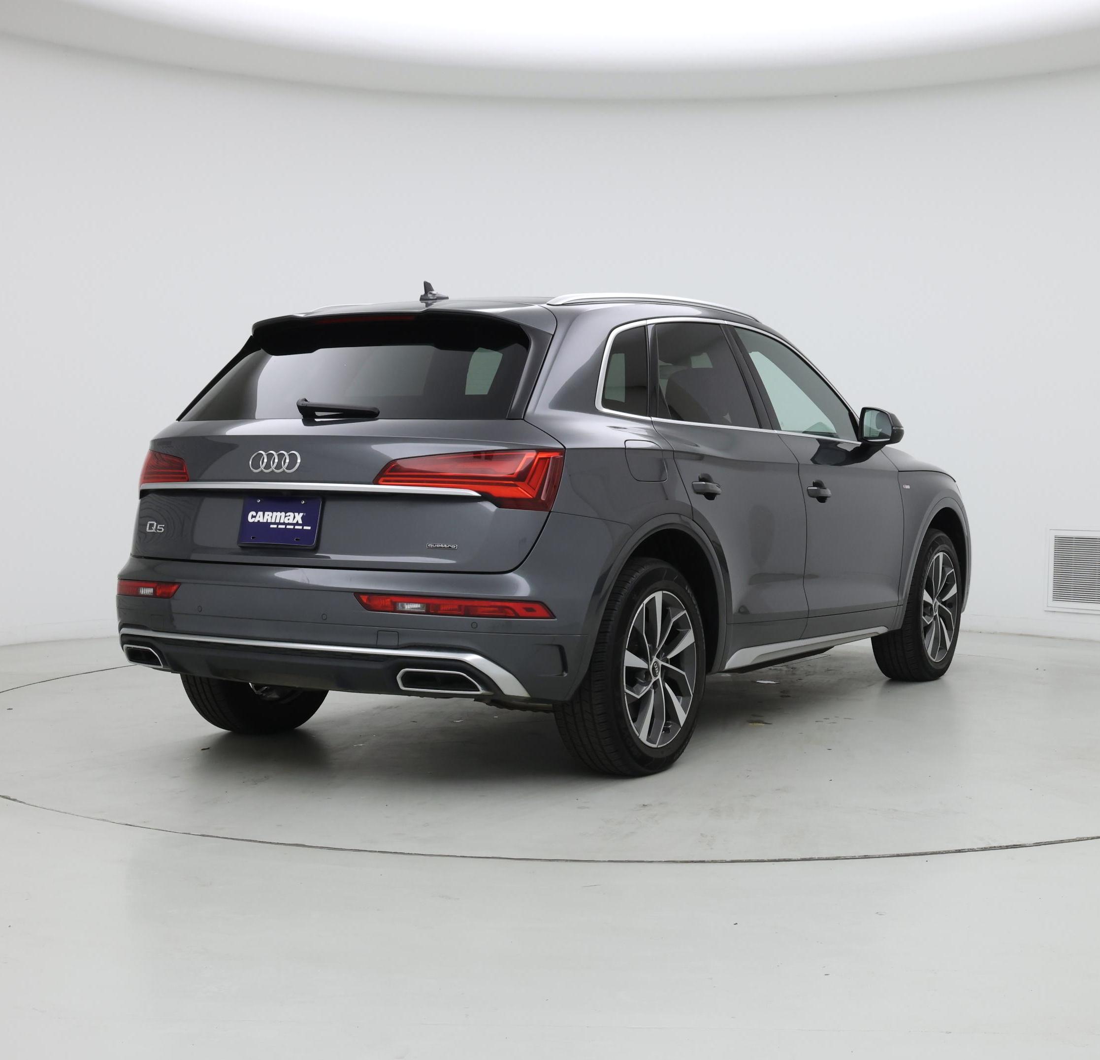 Thumbnail: 2023 Audi Q5 - 8