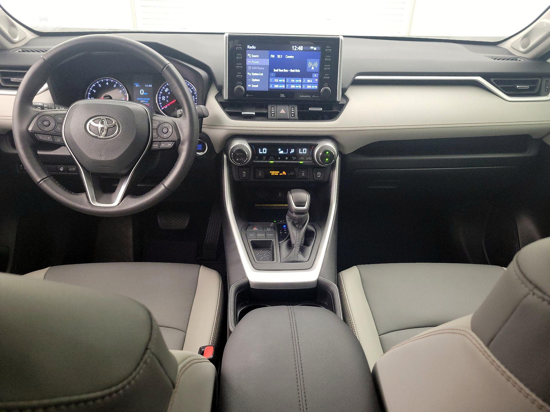 Thumbnail: 2021 Toyota RAV4 - 9