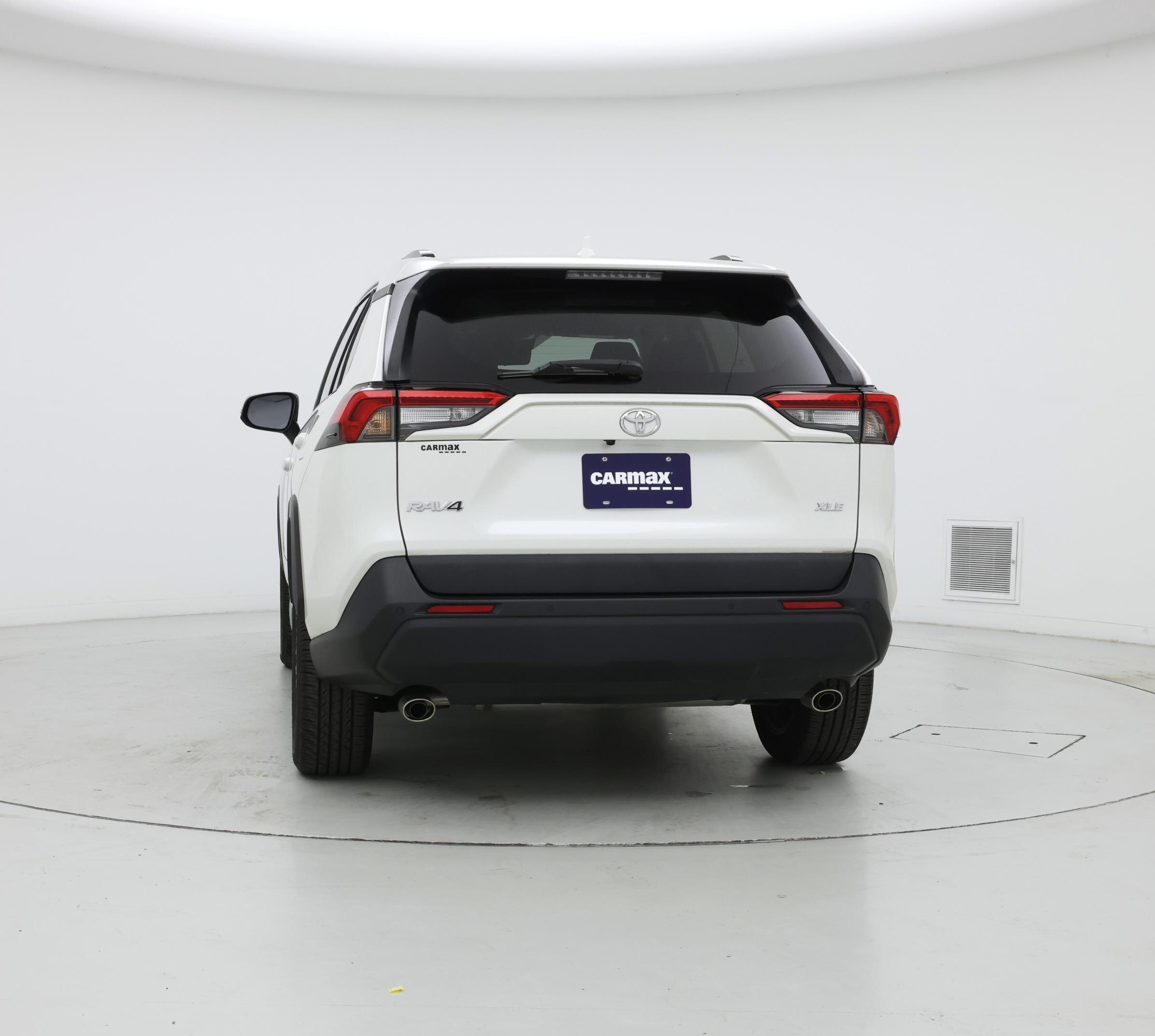 Thumbnail: 2021 Toyota RAV4 - 6