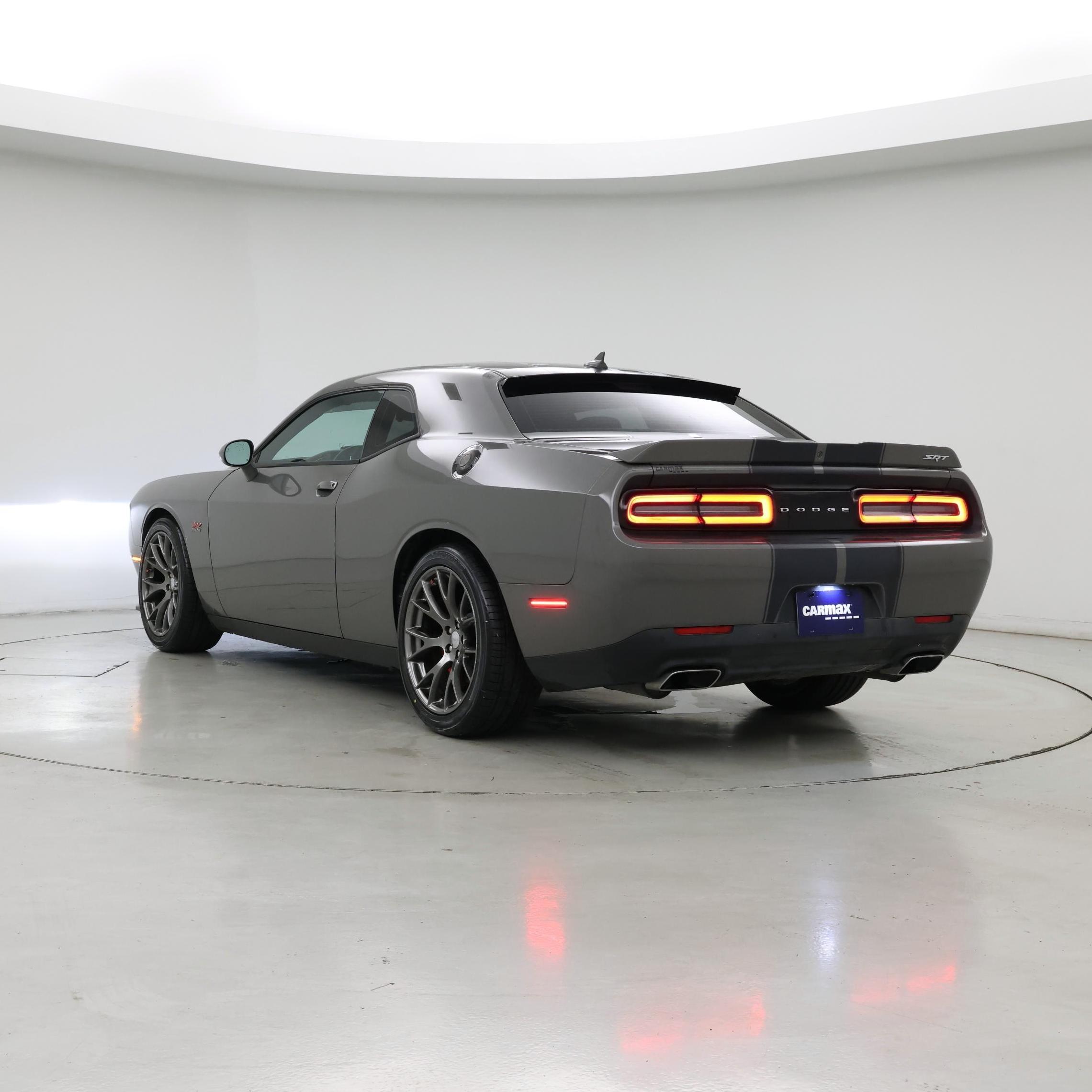Thumbnail: 2017 Dodge Challenger - 2