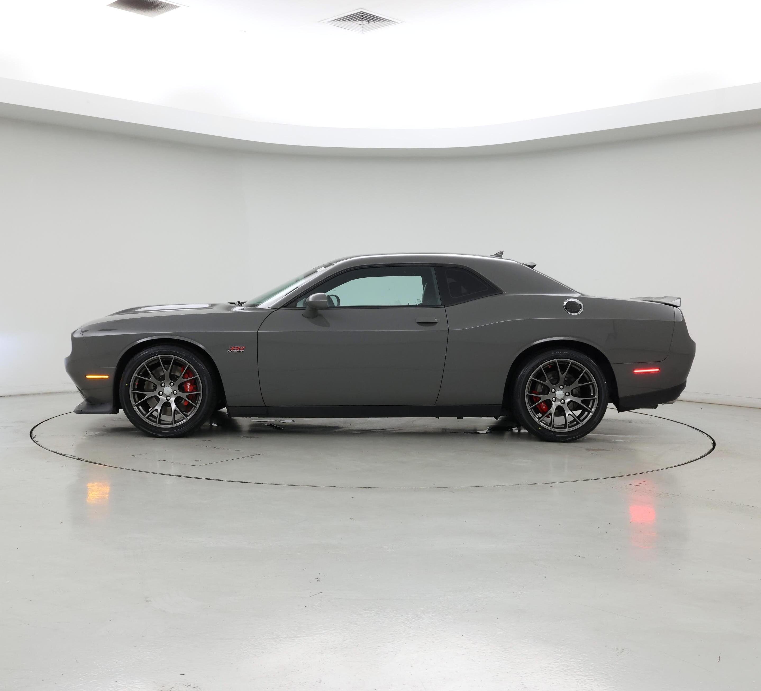 Thumbnail: 2017 Dodge Challenger - 3