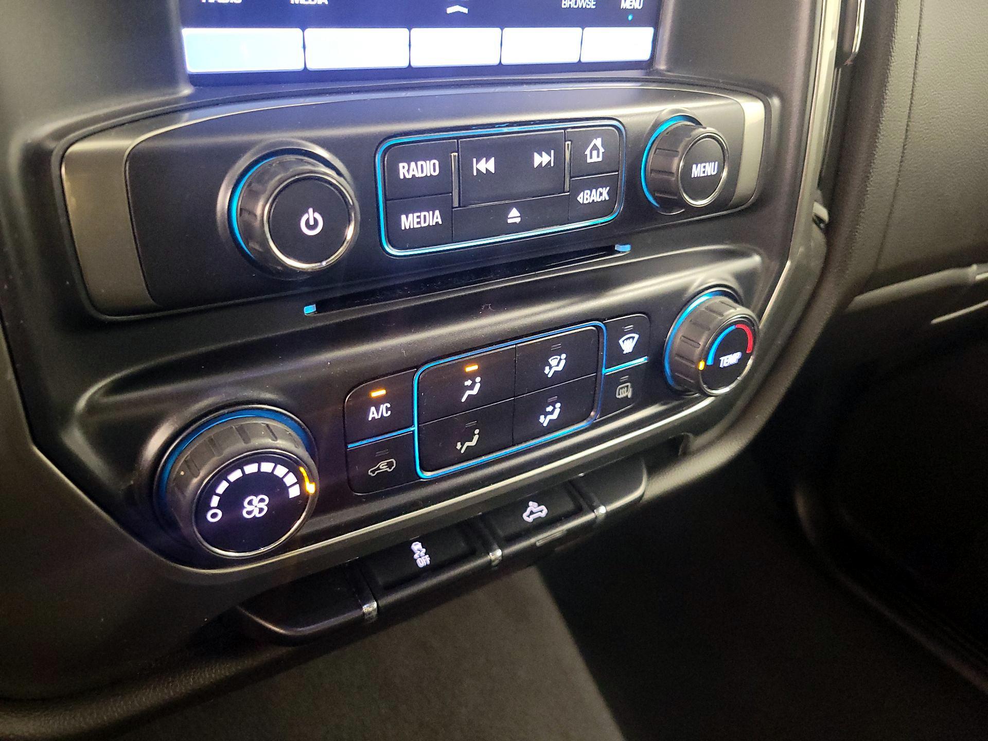 Thumbnail: 2019 Chevrolet Silverado 1500 - 16