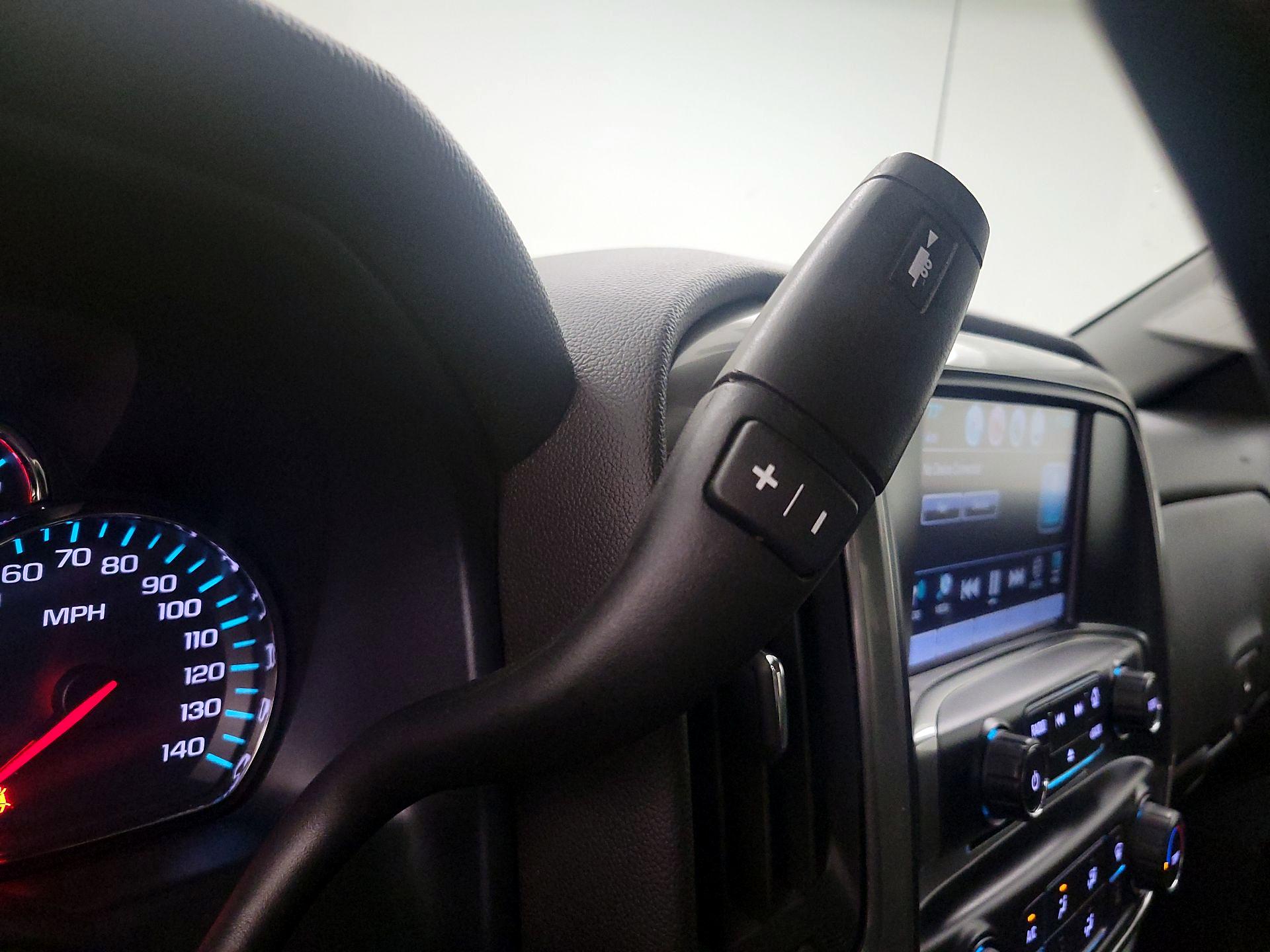 Thumbnail: 2019 Chevrolet Silverado 1500 - 17