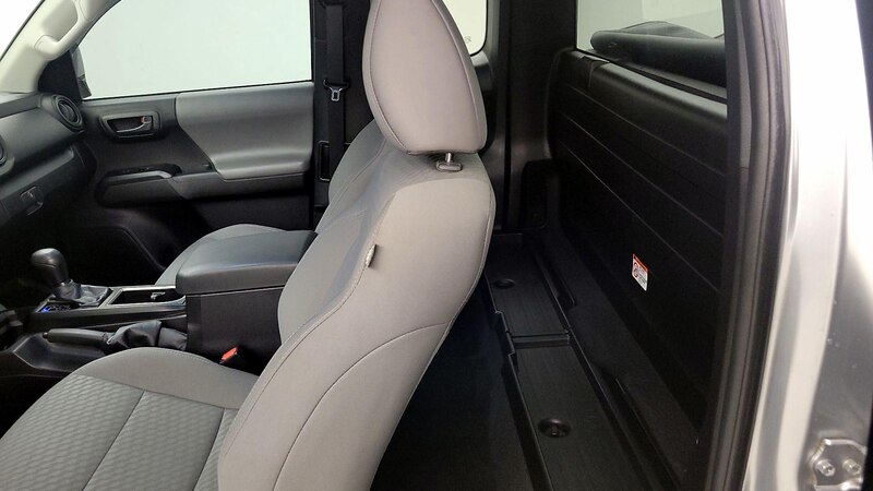 2022 Toyota Tacoma SR 19
