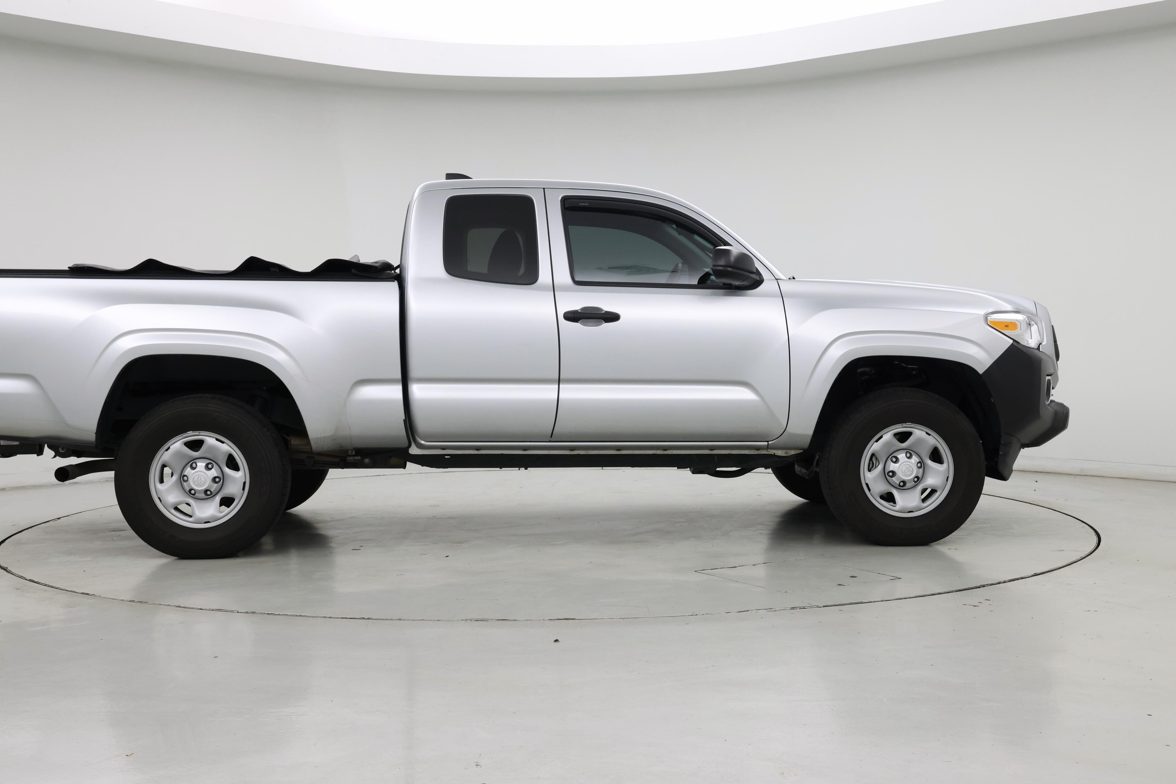 Thumbnail: 2022 Toyota Tacoma - 7