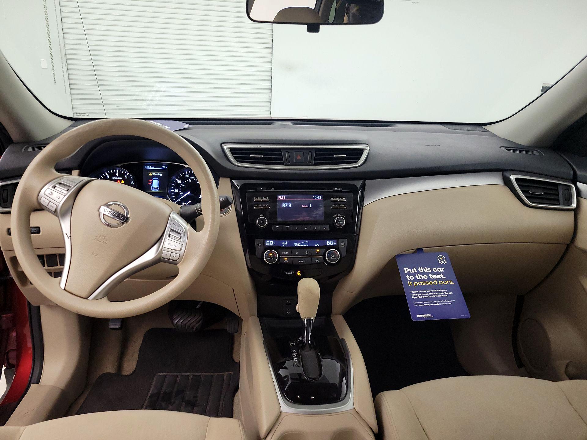 Thumbnail: 2015 Nissan Rogue - 9