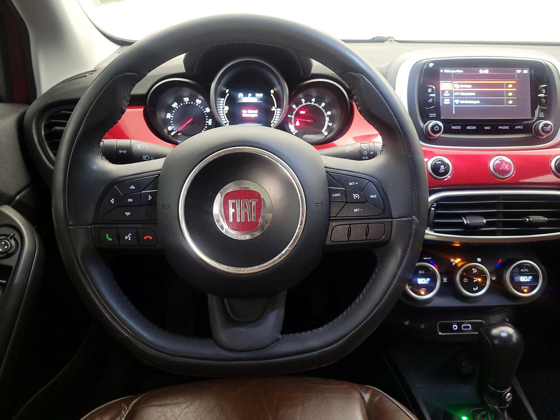 Thumbnail: 2016 Fiat 500X - 10