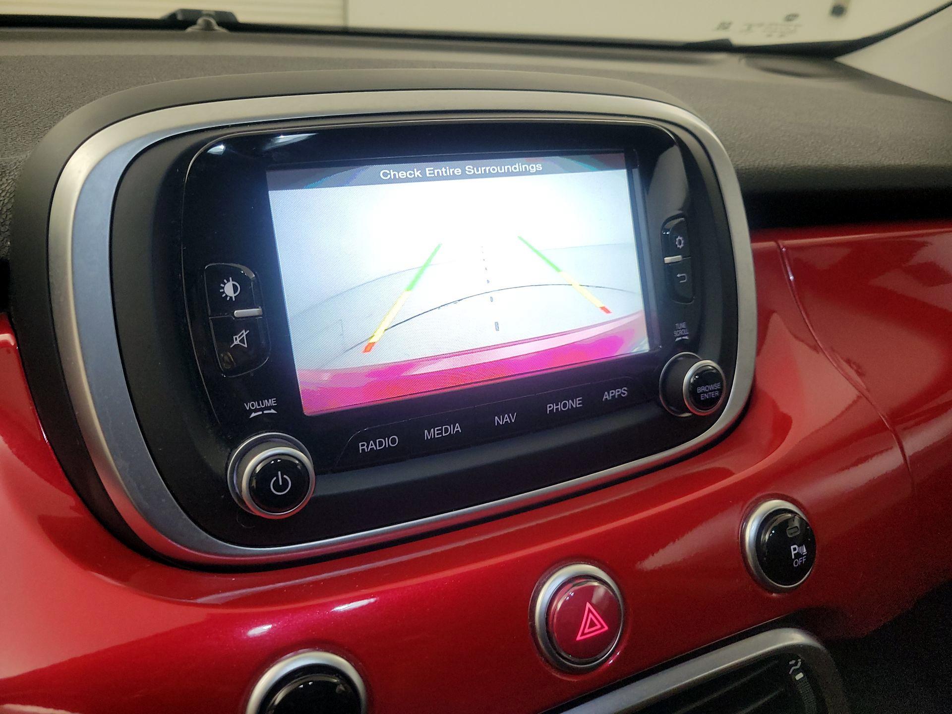 Thumbnail: 2016 Fiat 500X - 15