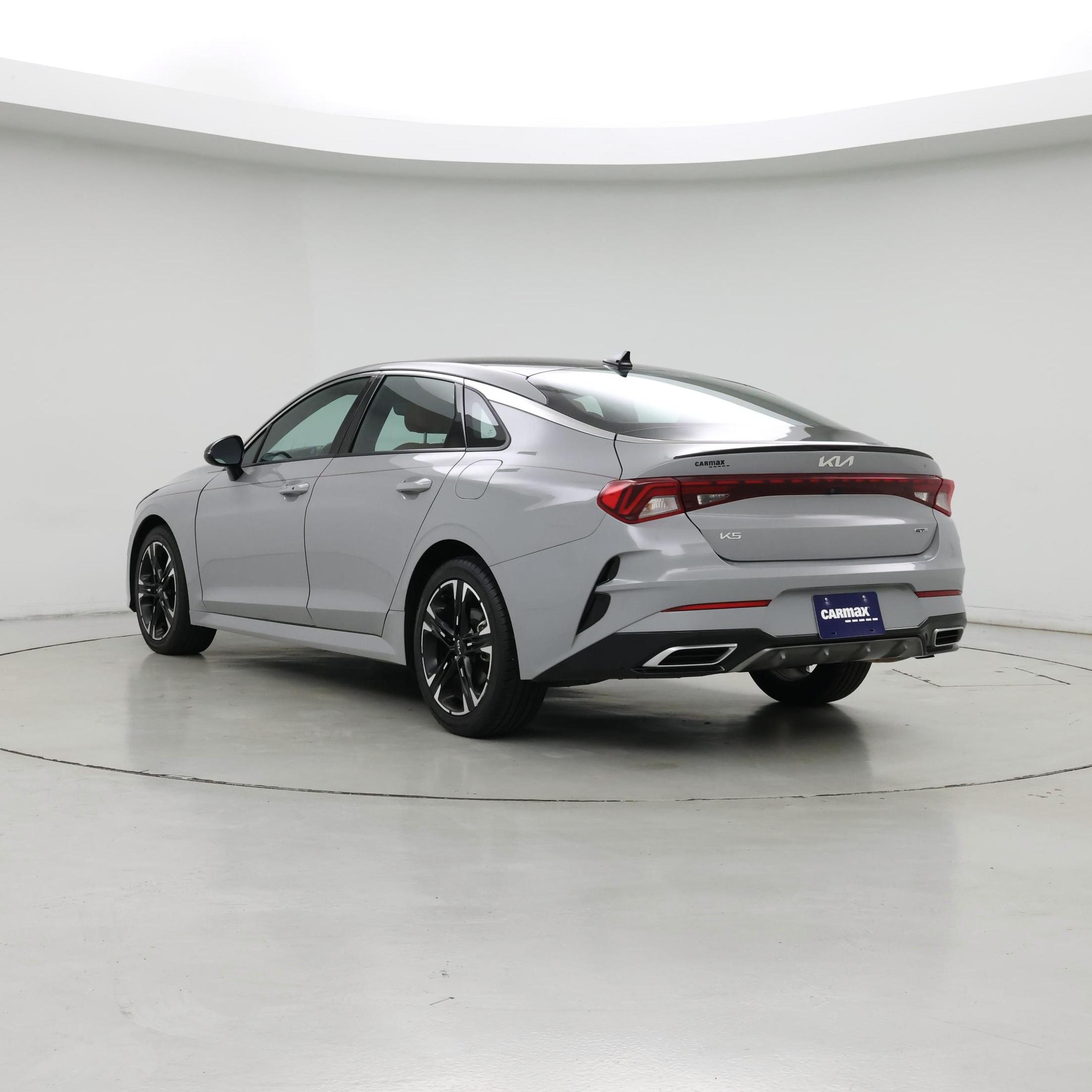 Thumbnail: 2023 Kia K5 - 2