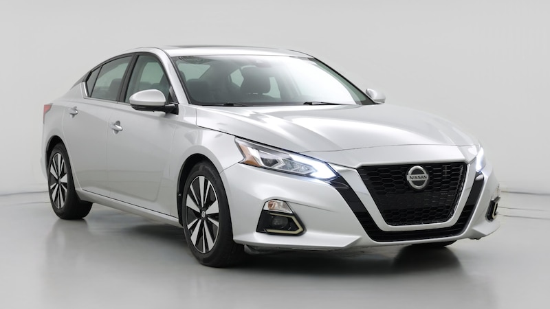 2019 Nissan Altima SL Hero Image