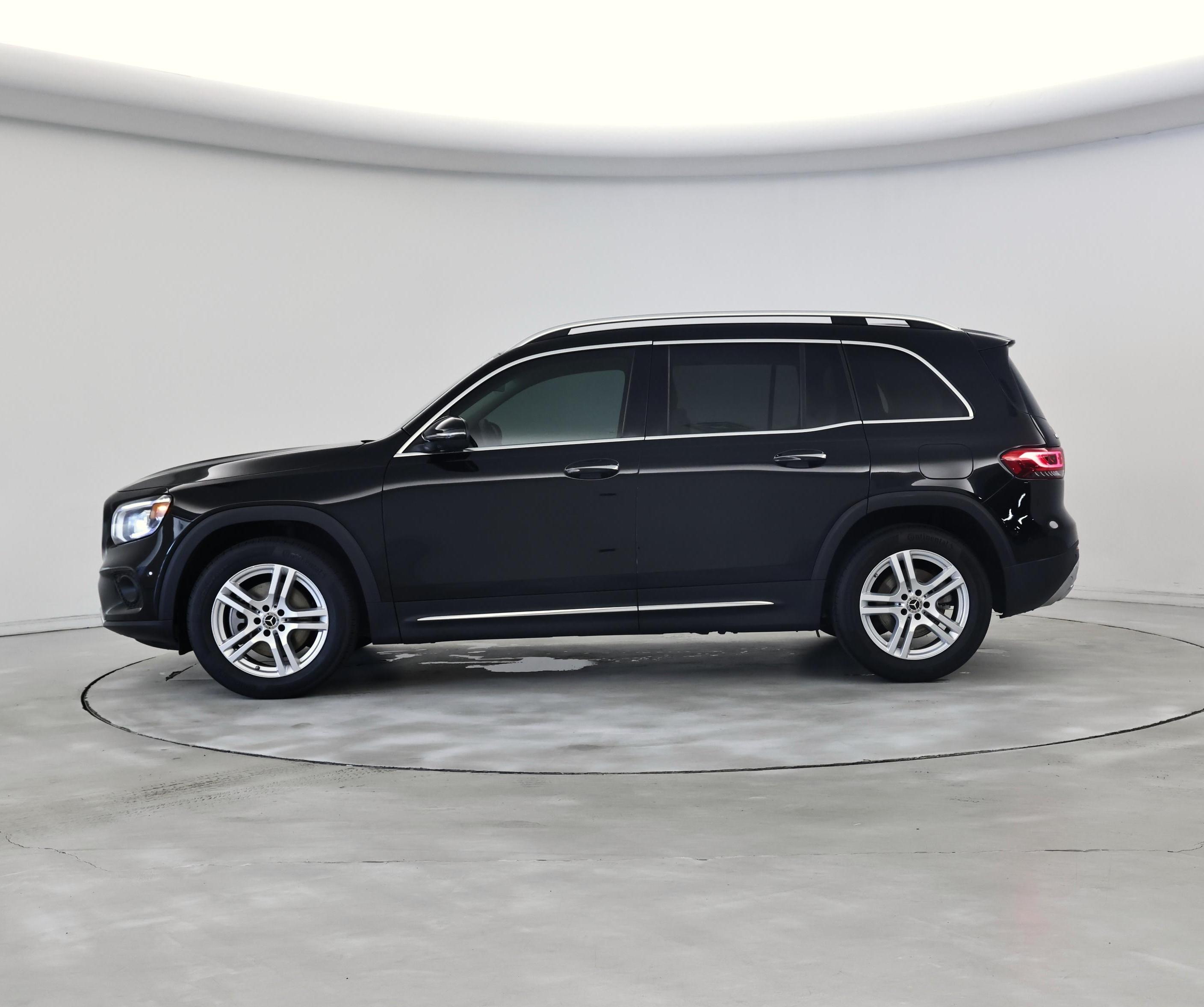 Thumbnail: 2021 Mercedes-Benz GLB - 3