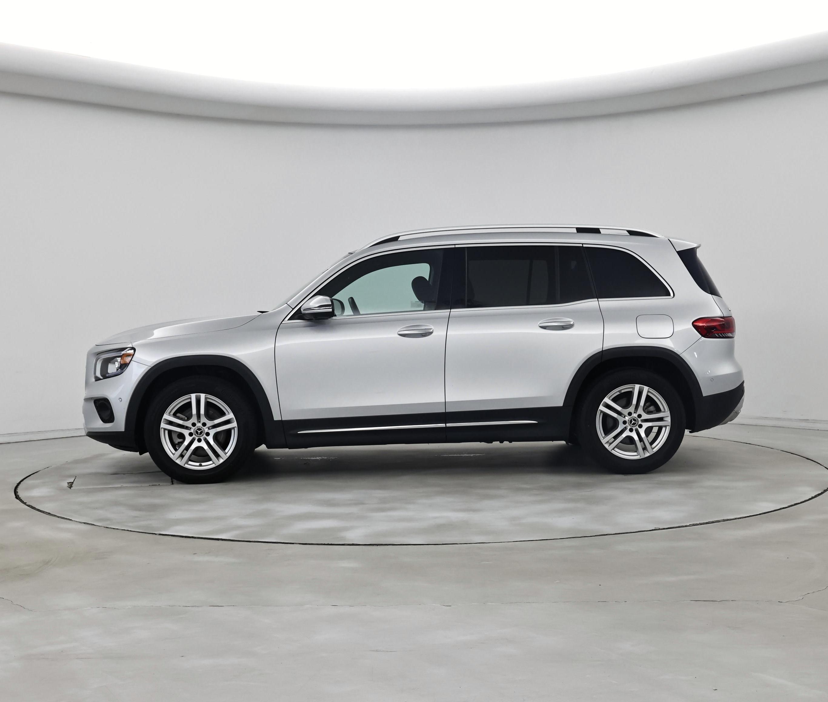 Thumbnail: 2020 Mercedes-Benz GLB - 3