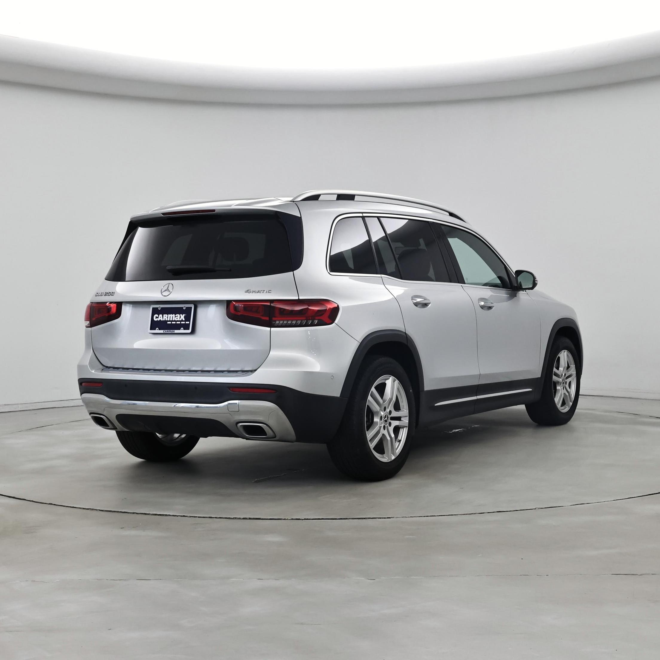 Thumbnail: 2020 Mercedes-Benz GLB - 8