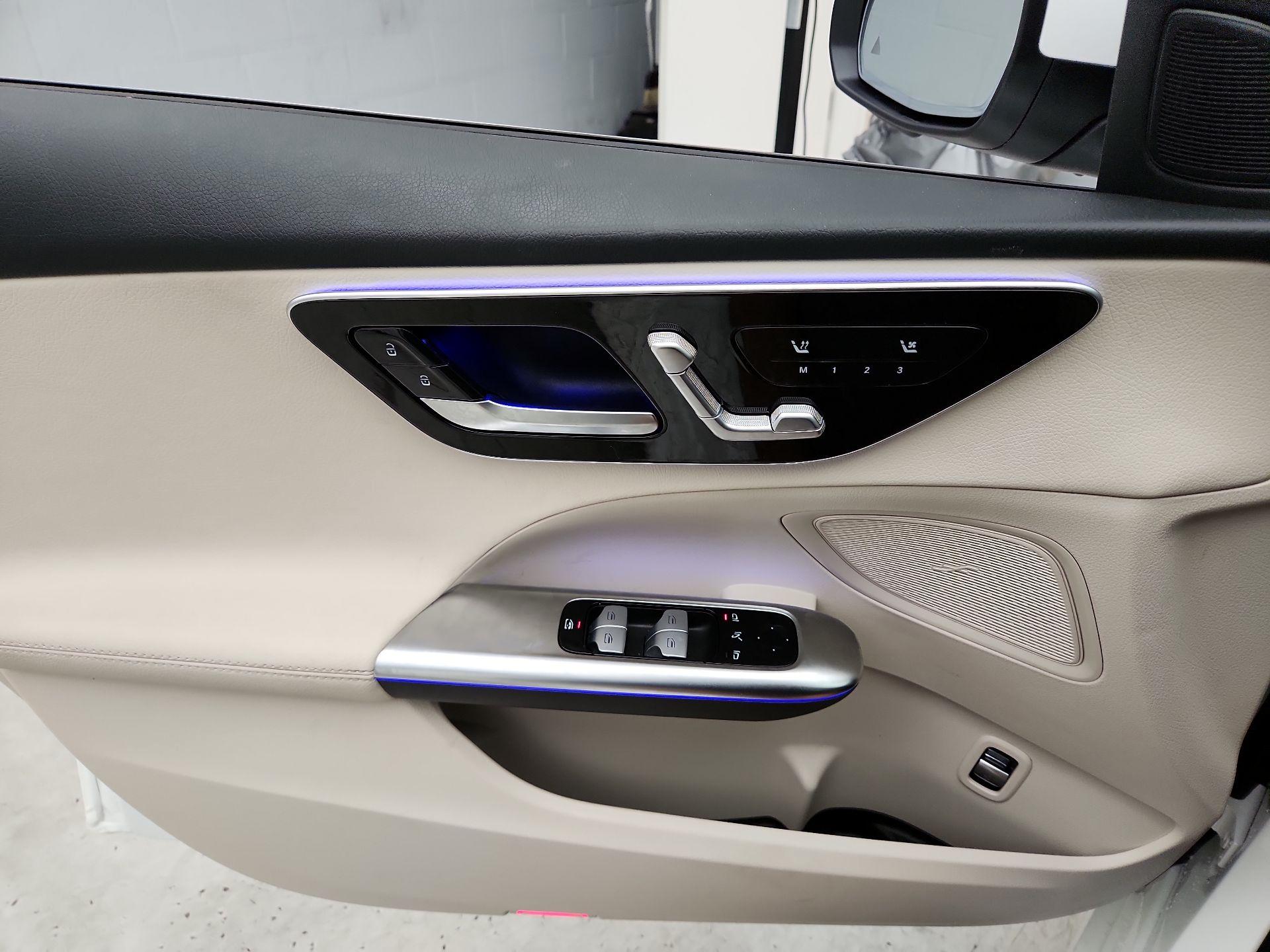 Thumbnail: 2023 Mercedes-Benz C-Class - 12