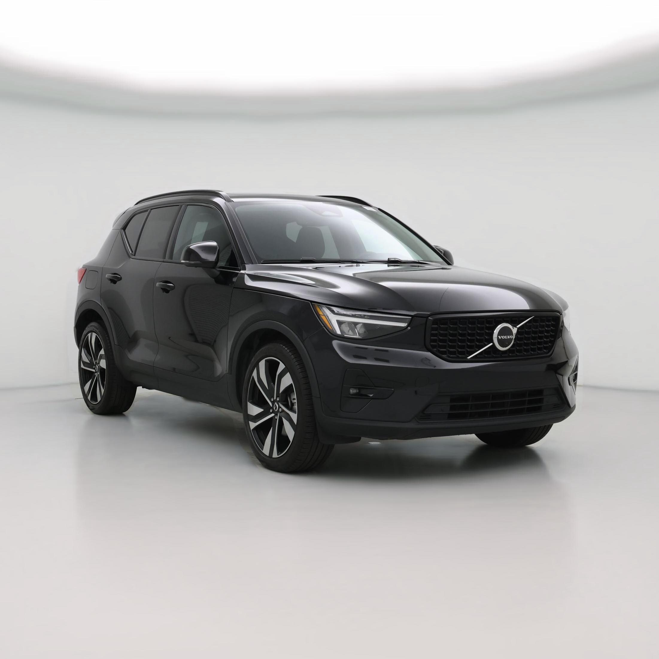 Thumbnail: 2023 Volvo XC40 - 1