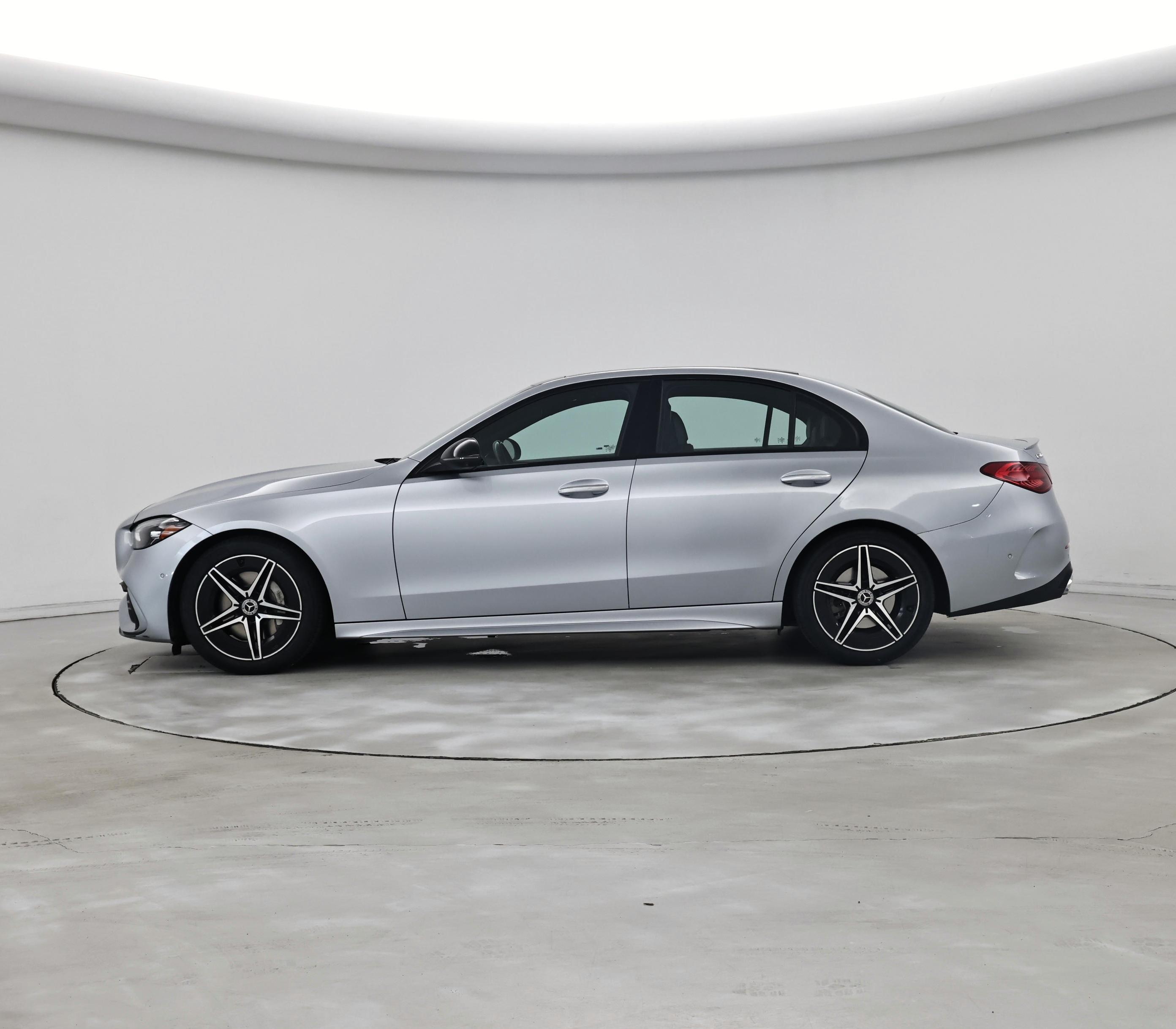 Thumbnail: 2023 Mercedes-Benz C-Class - 3