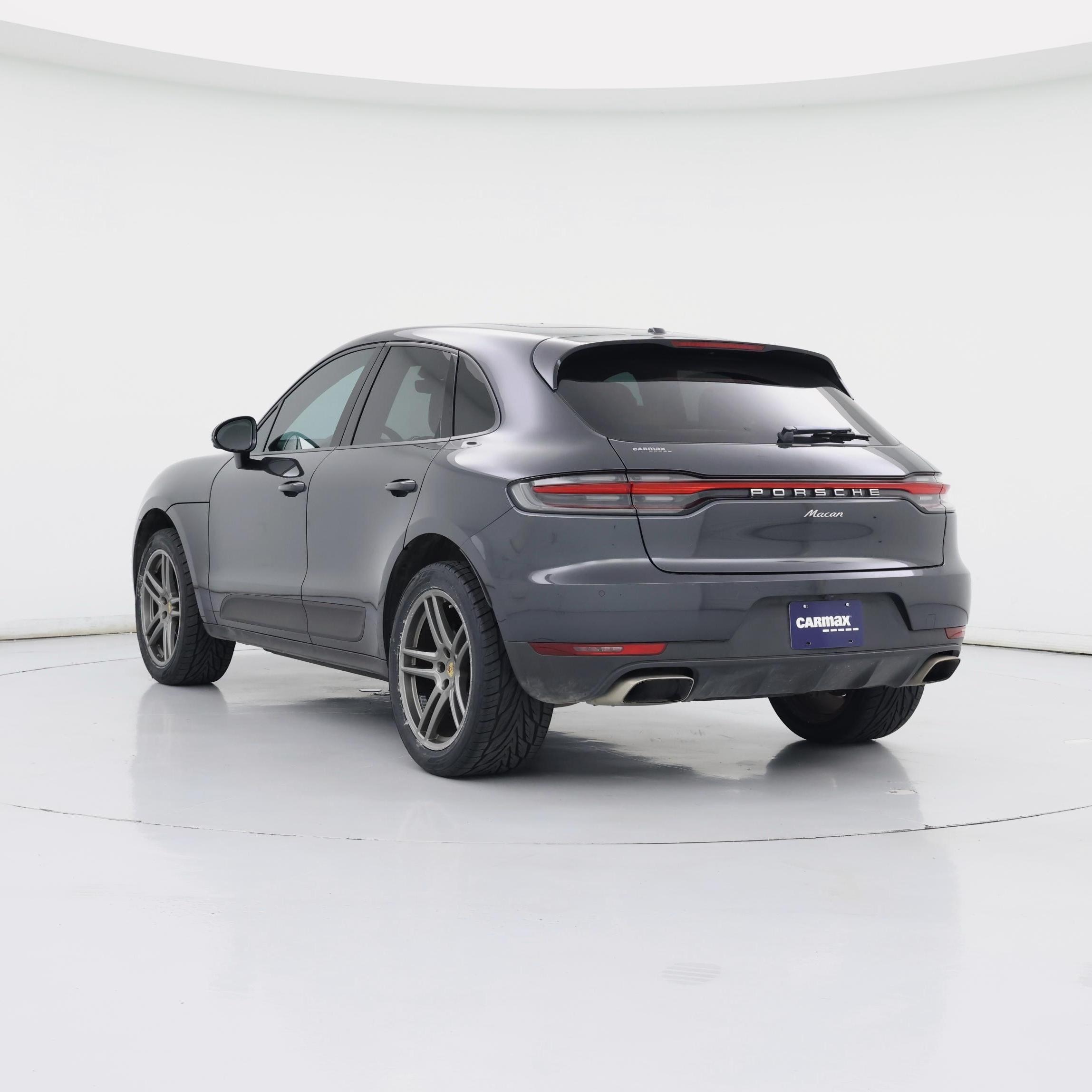 Thumbnail: 2021 Porsche Macan - 2