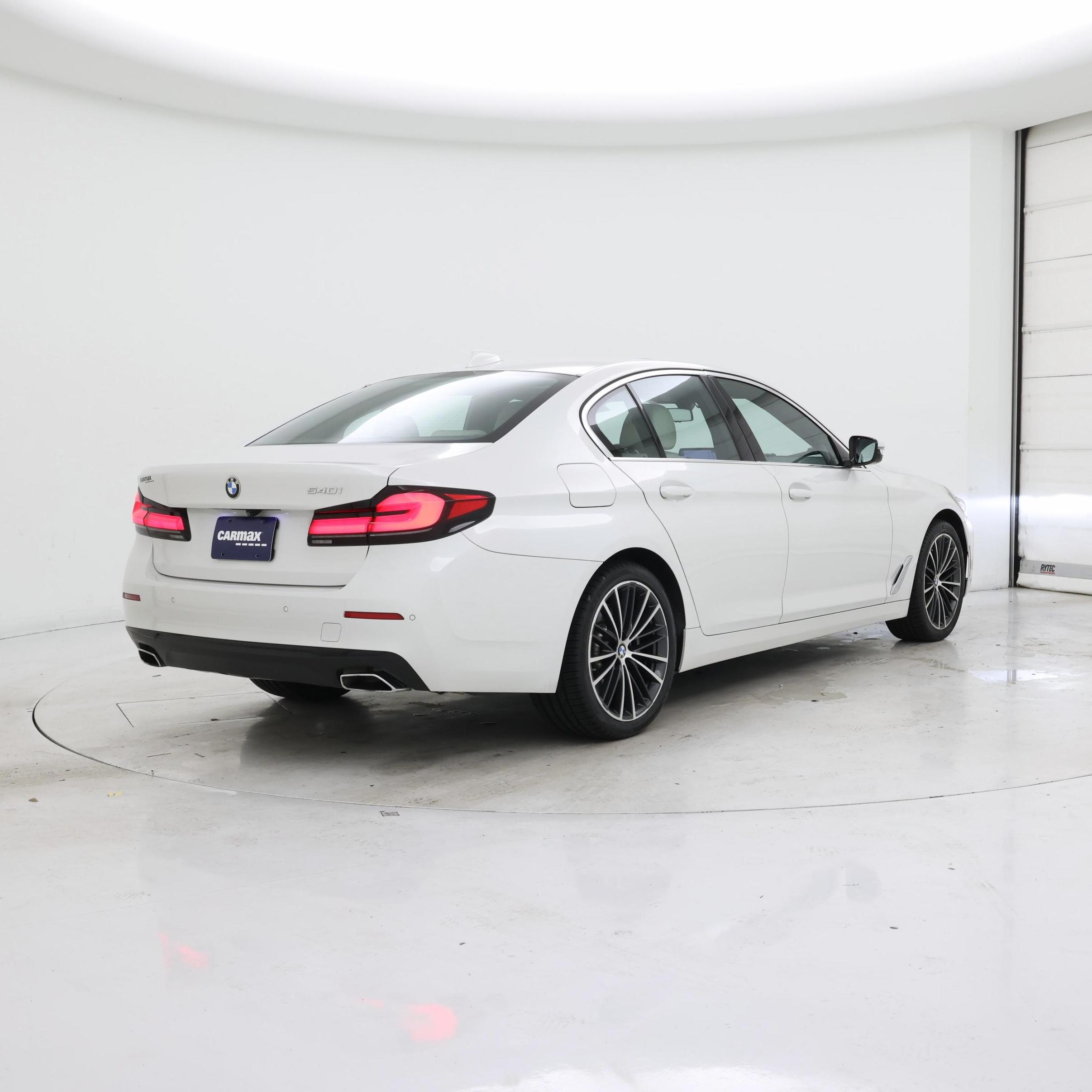 Thumbnail: 2021 BMW 5 Series - 8