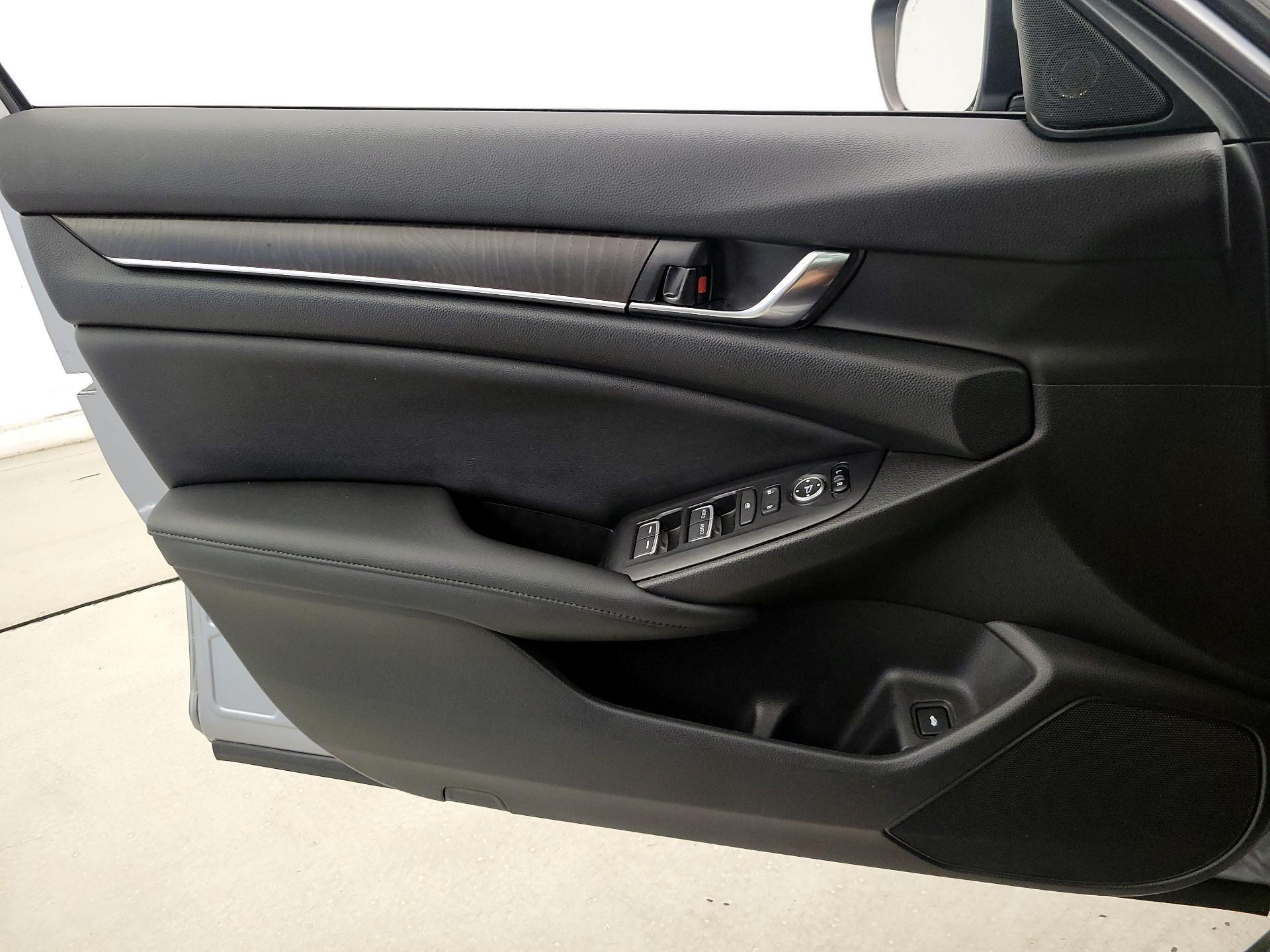 Thumbnail: 2021 Honda Accord - 12