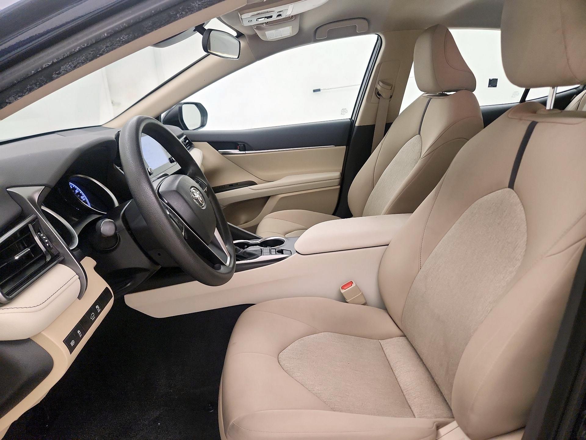 Thumbnail: 2021 Toyota Camry - 11