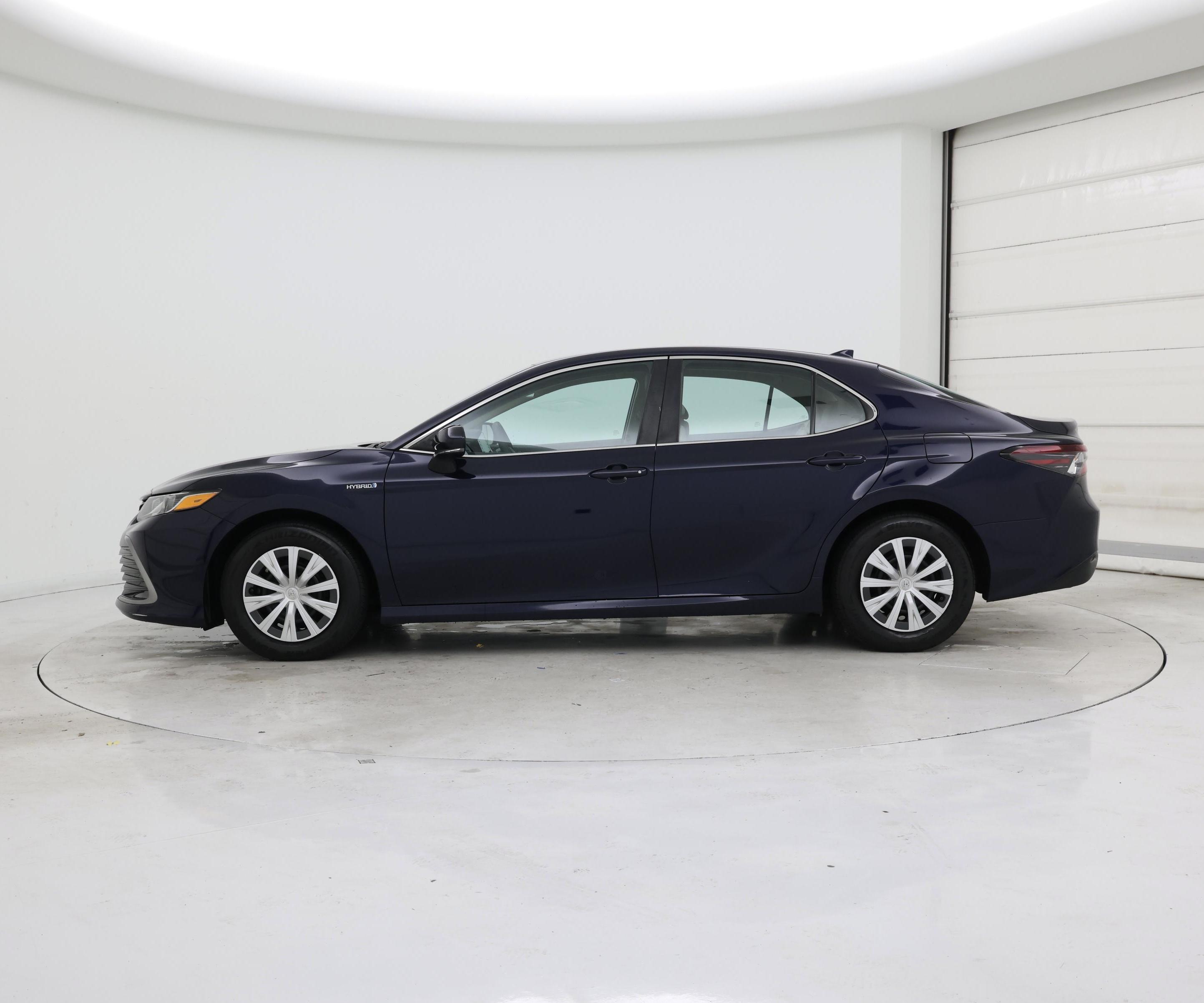 Thumbnail: 2021 Toyota Camry - 3