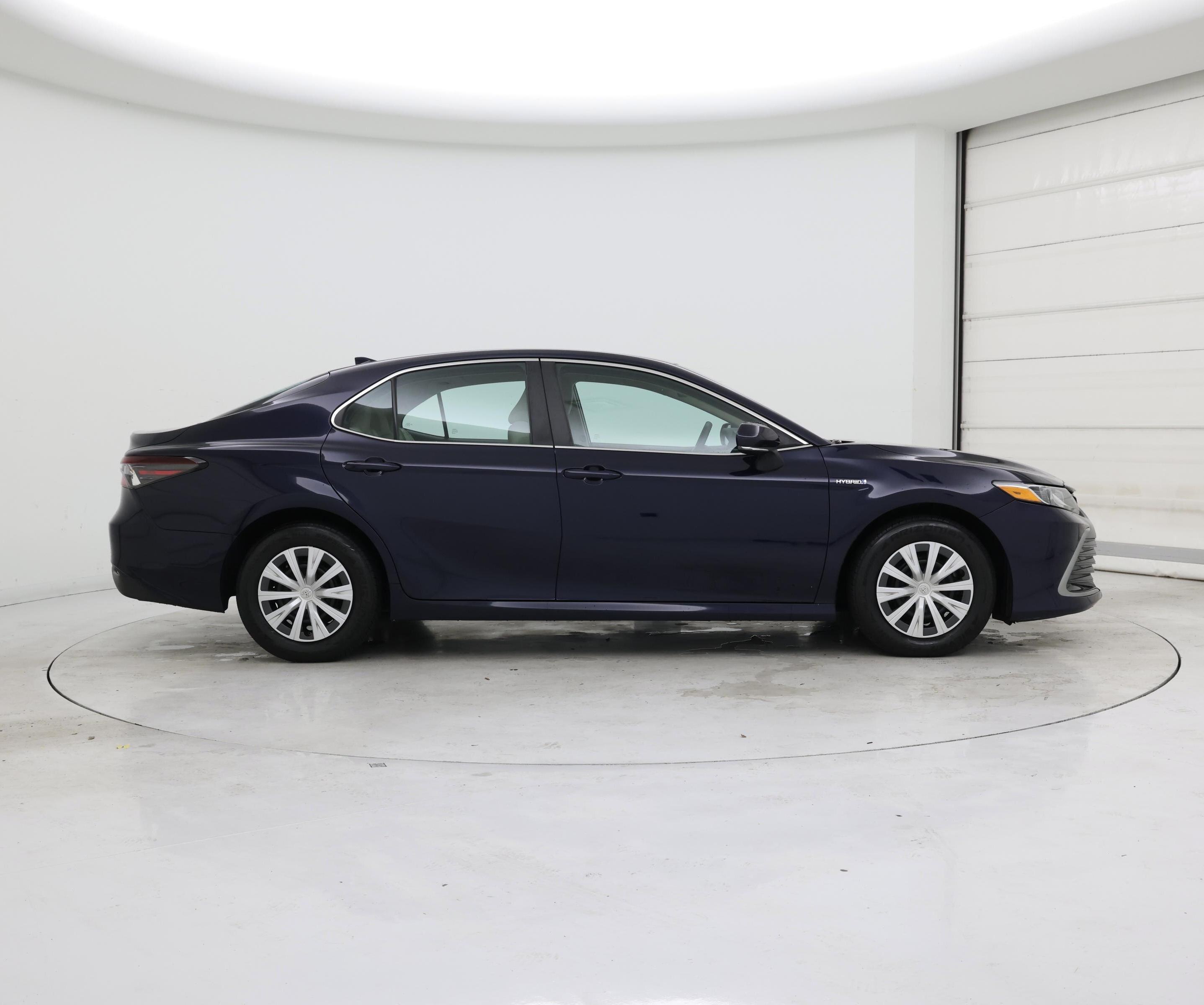 Thumbnail: 2021 Toyota Camry - 7