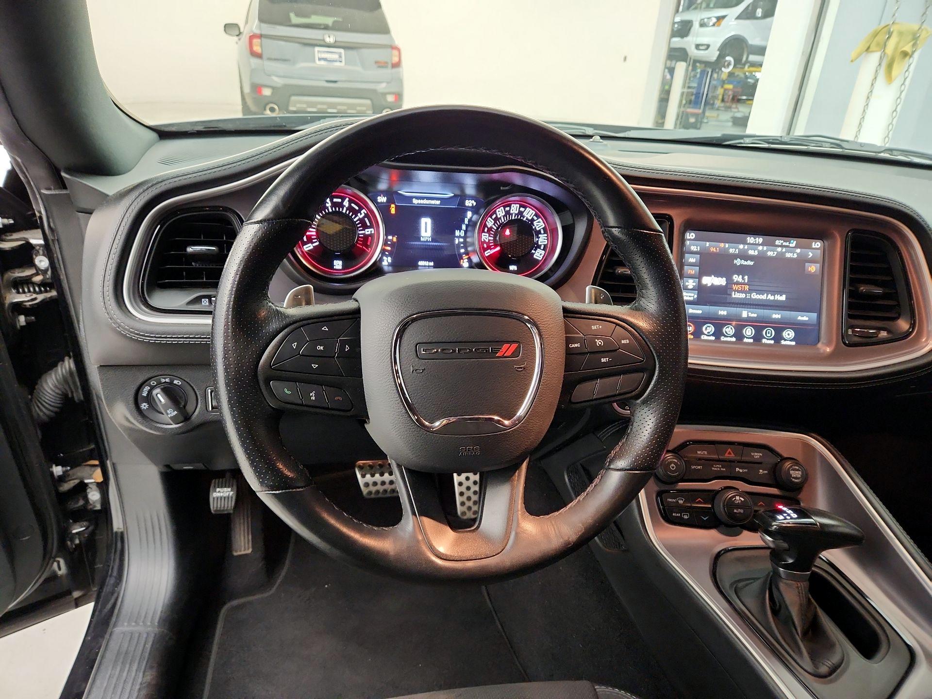 Thumbnail: 2022 Dodge Challenger - 10