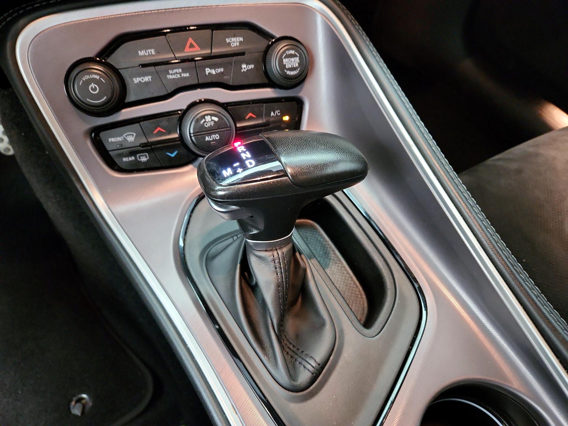 Thumbnail: 2022 Dodge Challenger - 17