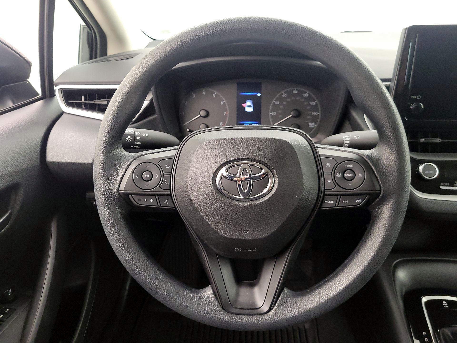 Thumbnail: 2023 Toyota Corolla - 10