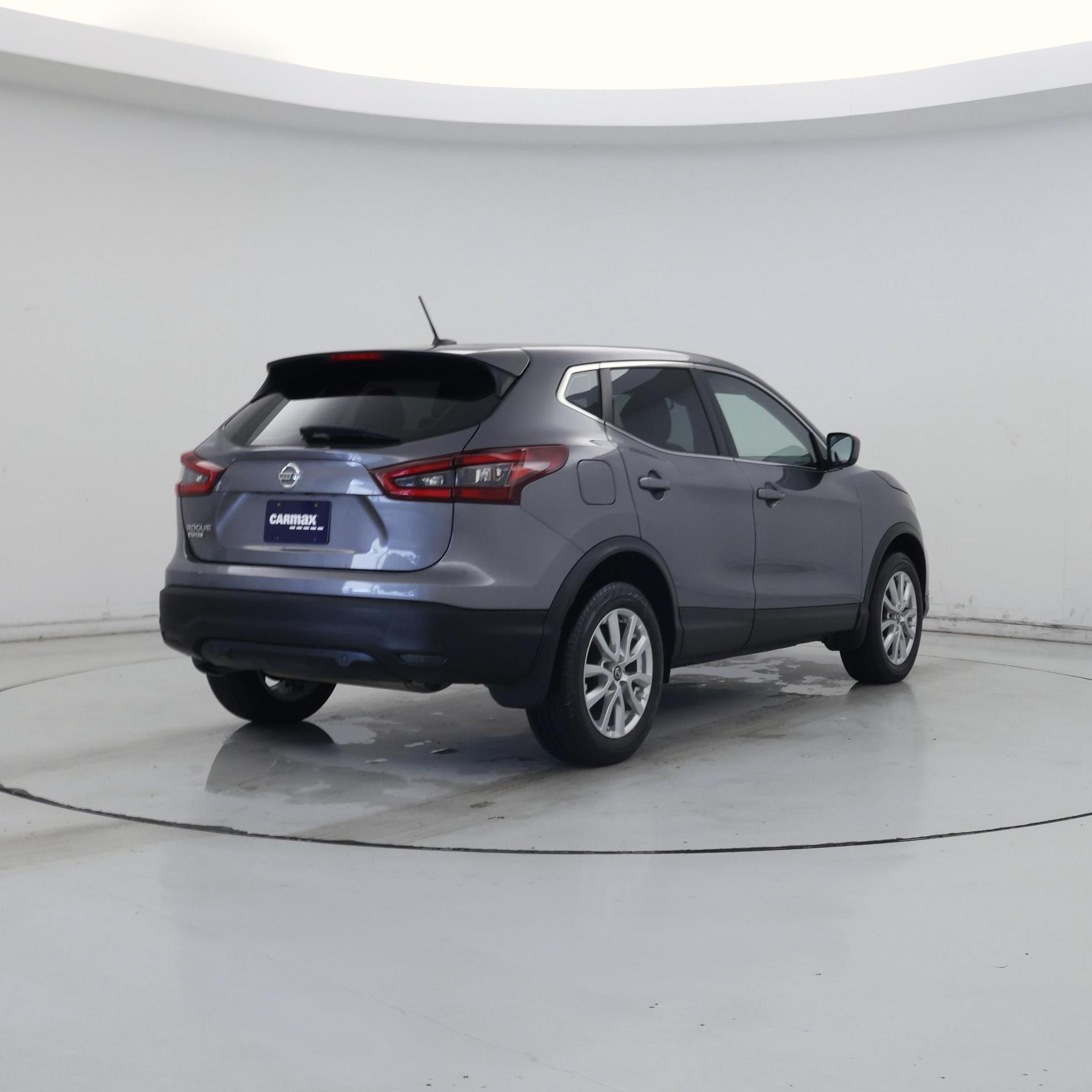 Thumbnail: 2020 Nissan Rogue Sport - 8