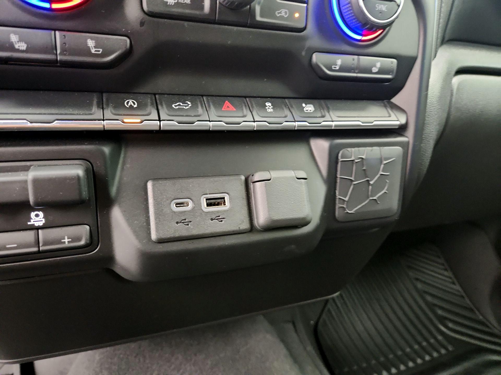 Thumbnail: 2021 Chevrolet Silverado 1500 - 18
