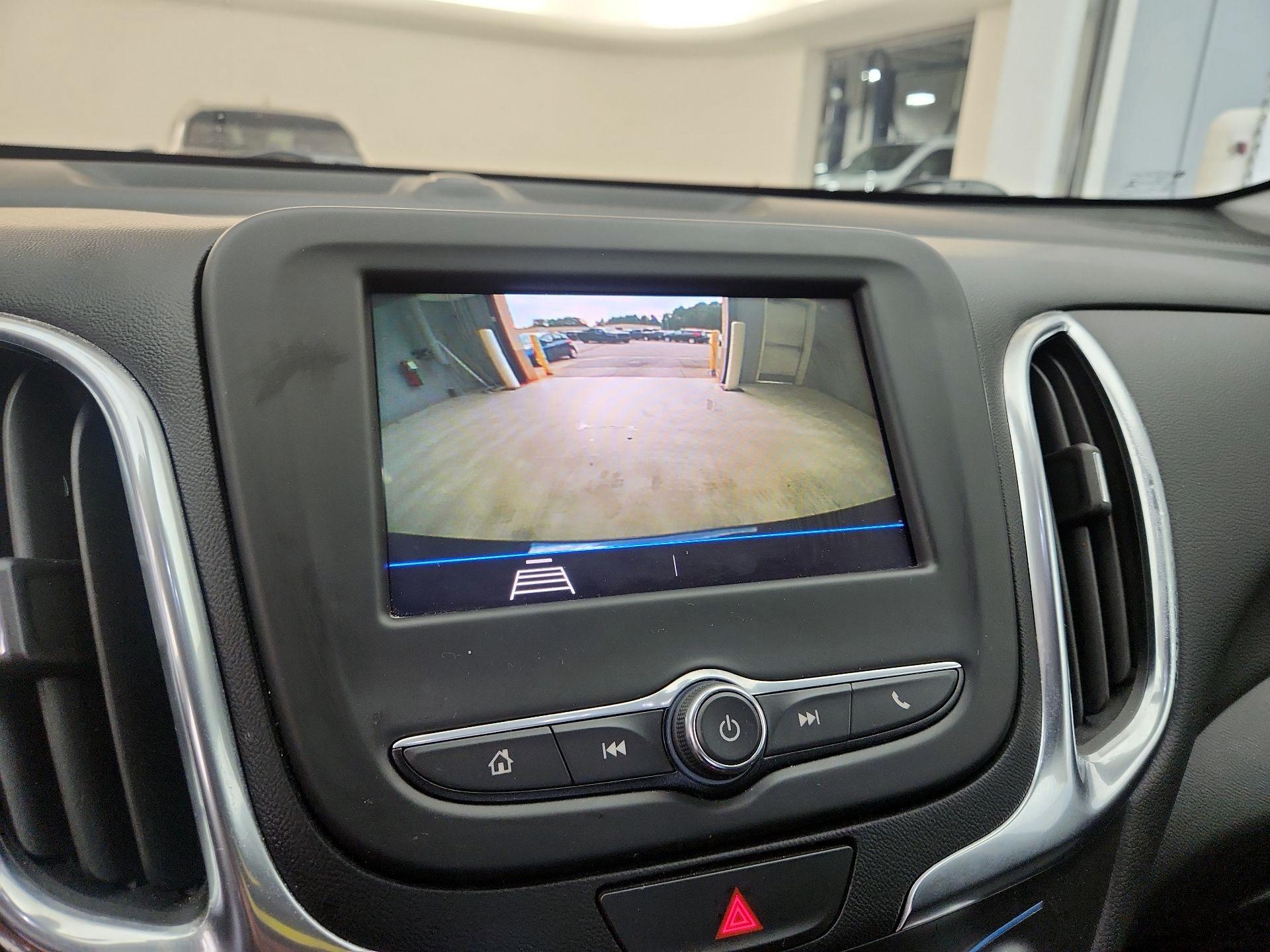 Thumbnail: 2021 Chevrolet Equinox - 14