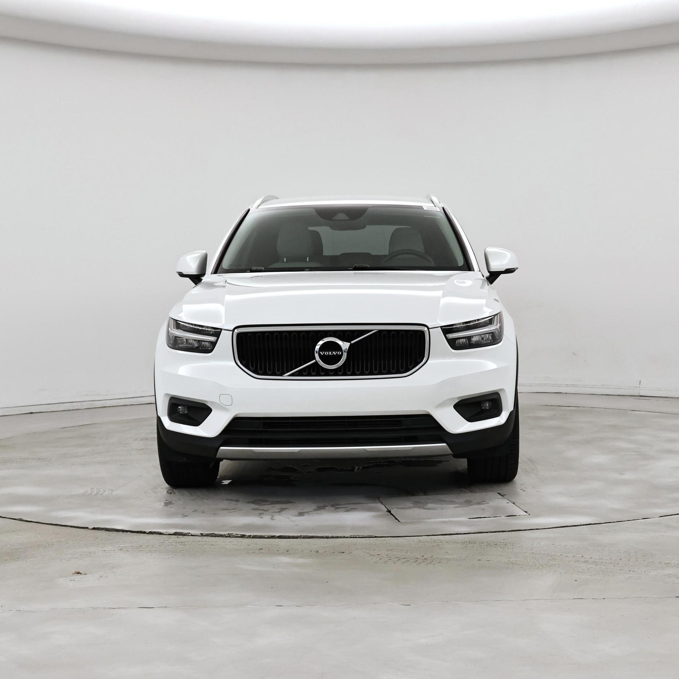 Thumbnail: 2021 Volvo XC40 - 5