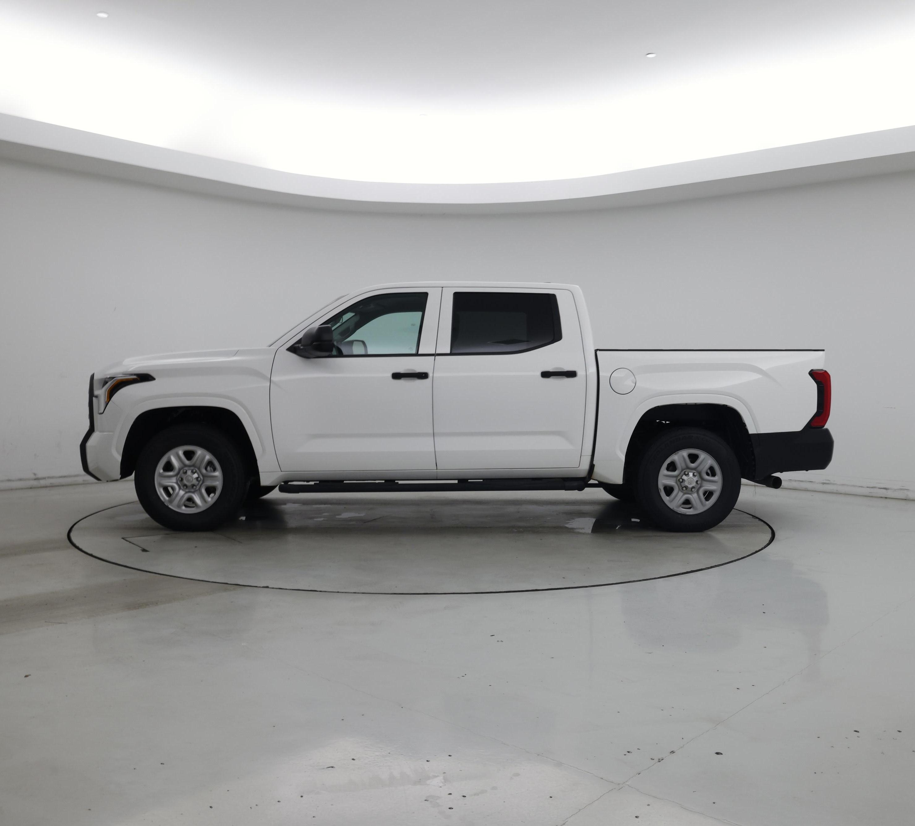 Thumbnail: 2022 Toyota Tundra - 3
