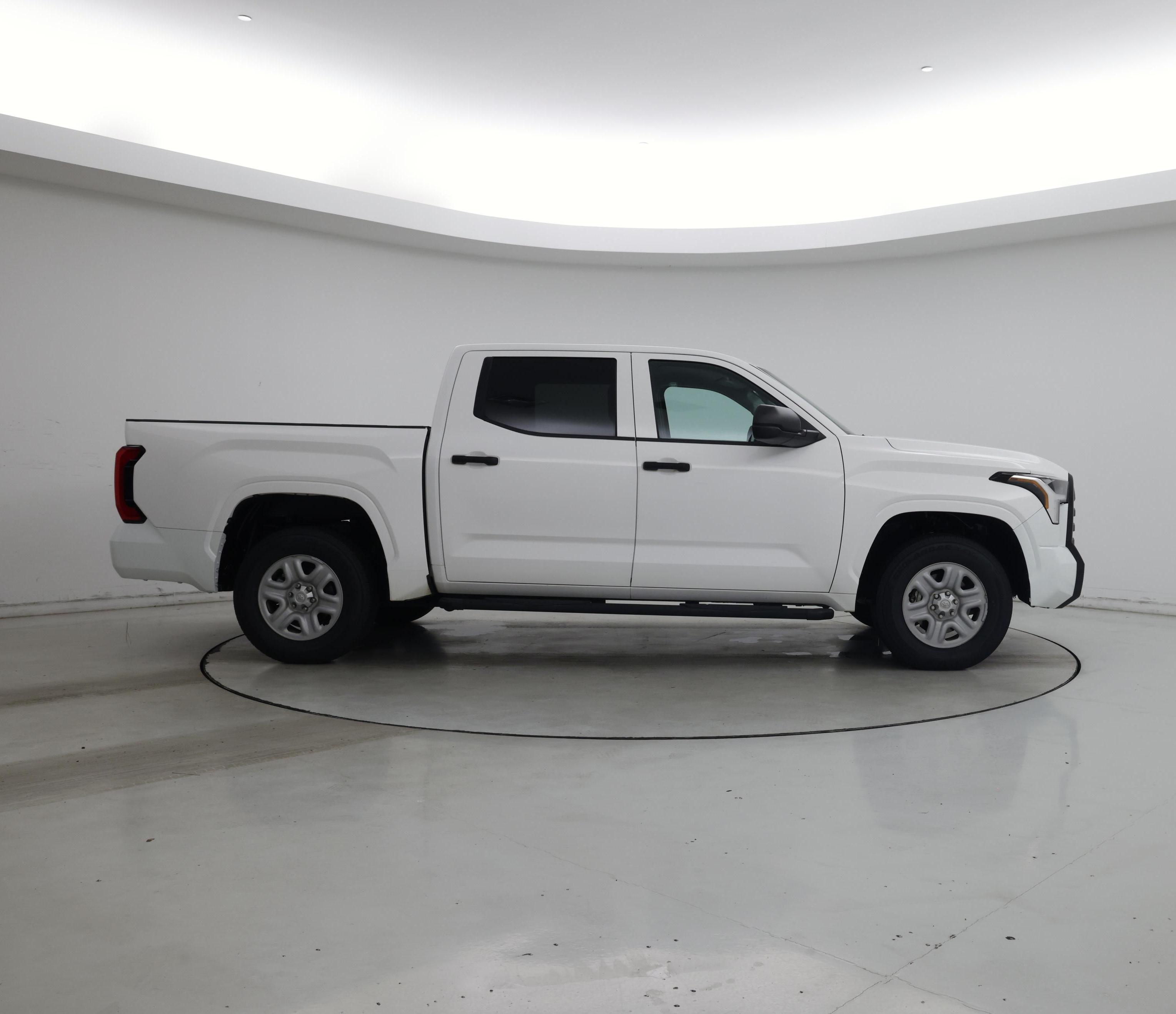 Thumbnail: 2022 Toyota Tundra - 7