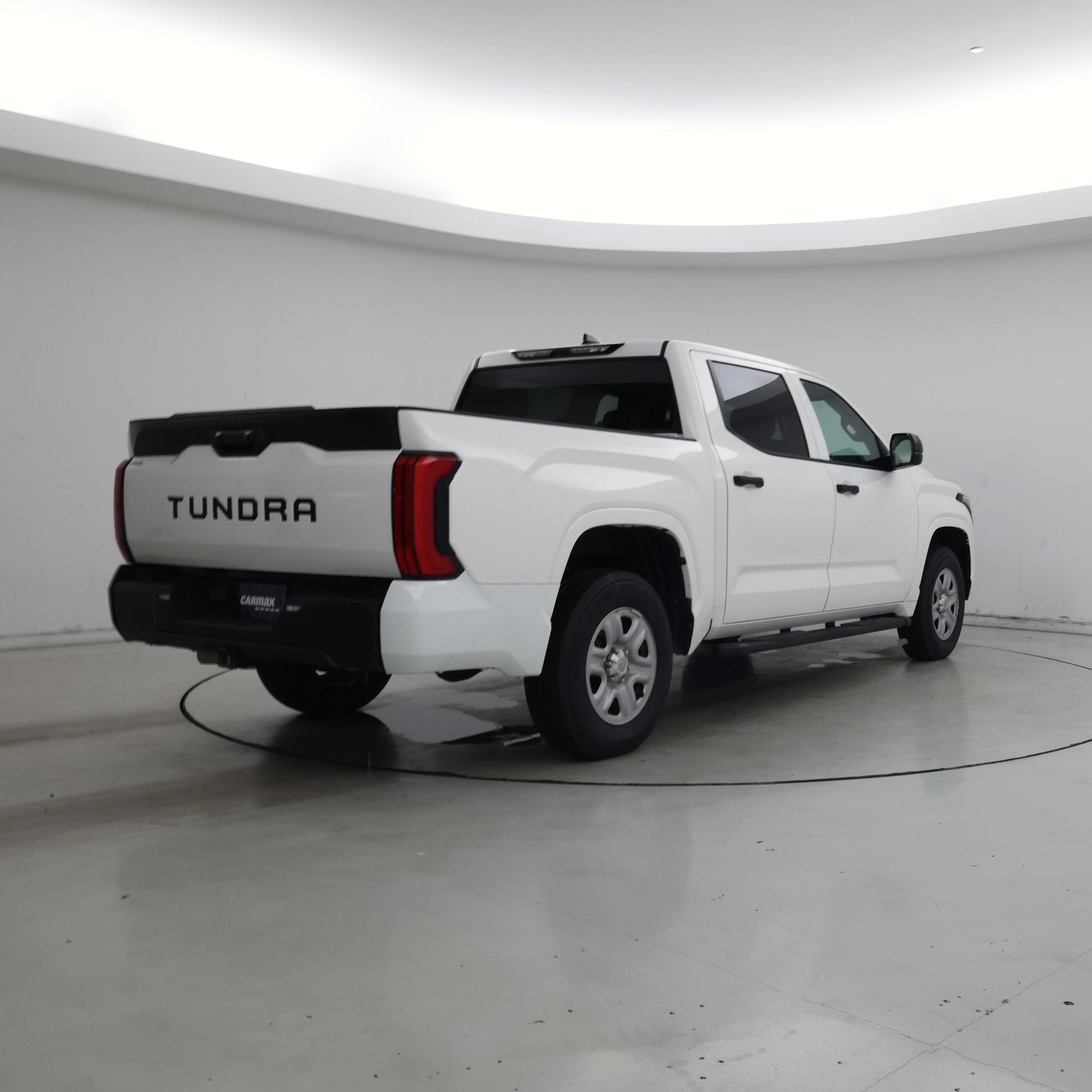 Thumbnail: 2022 Toyota Tundra - 8