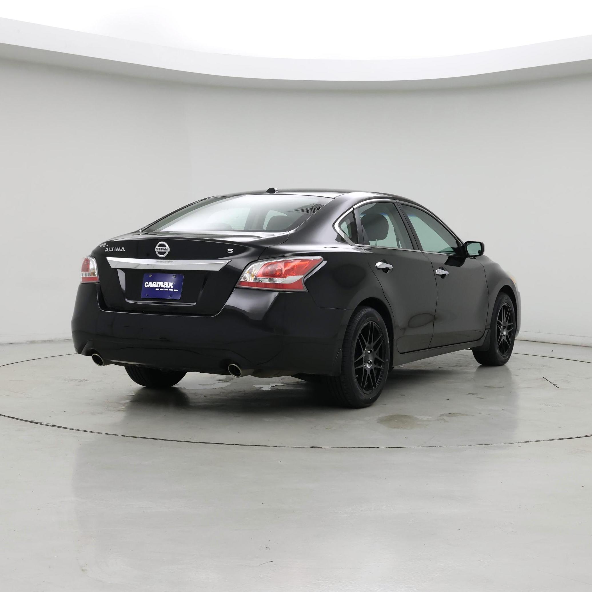 Thumbnail: 2015 Nissan Altima - 8