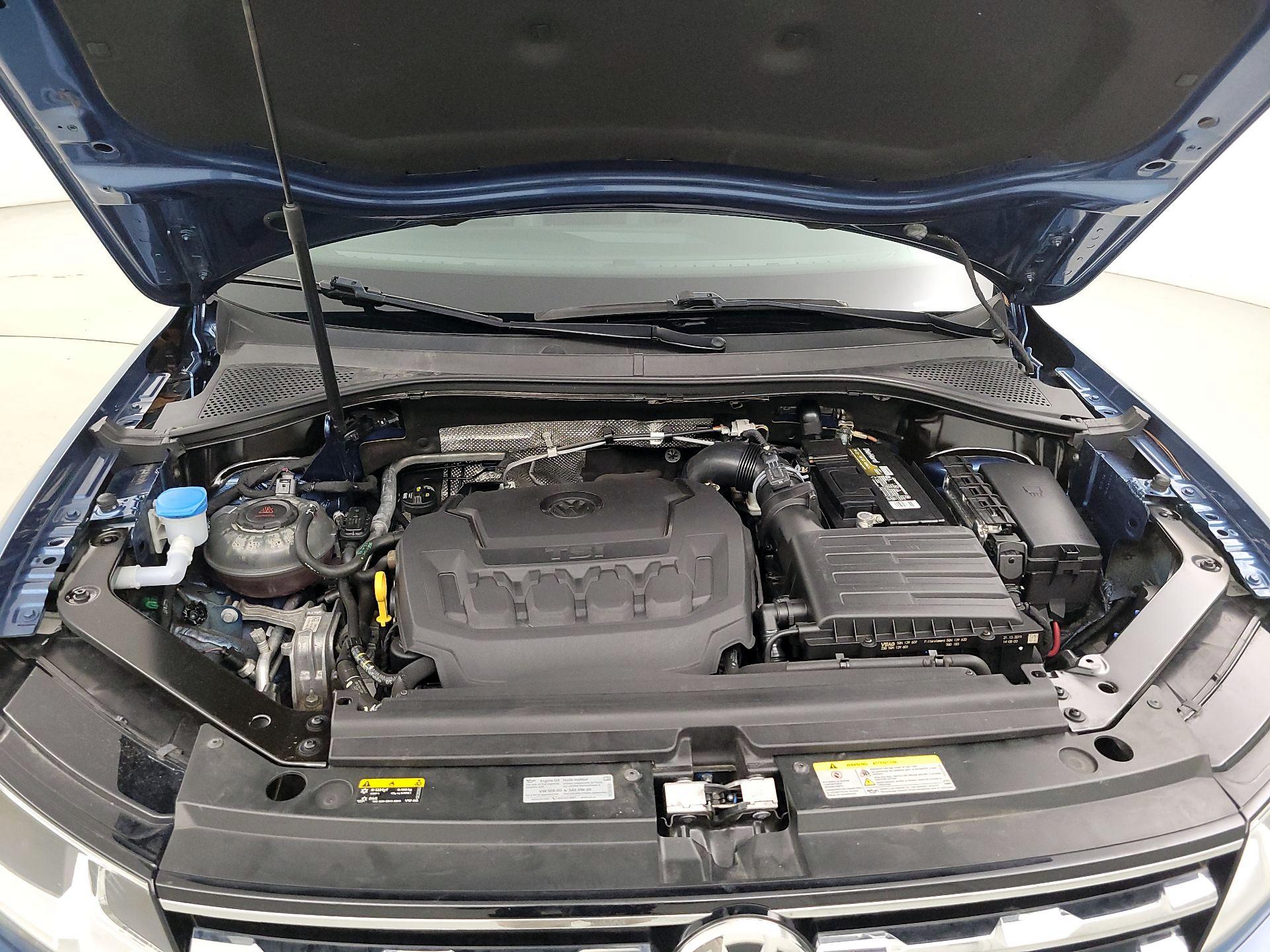 Thumbnail: 2020 Volkswagen Tiguan - 19
