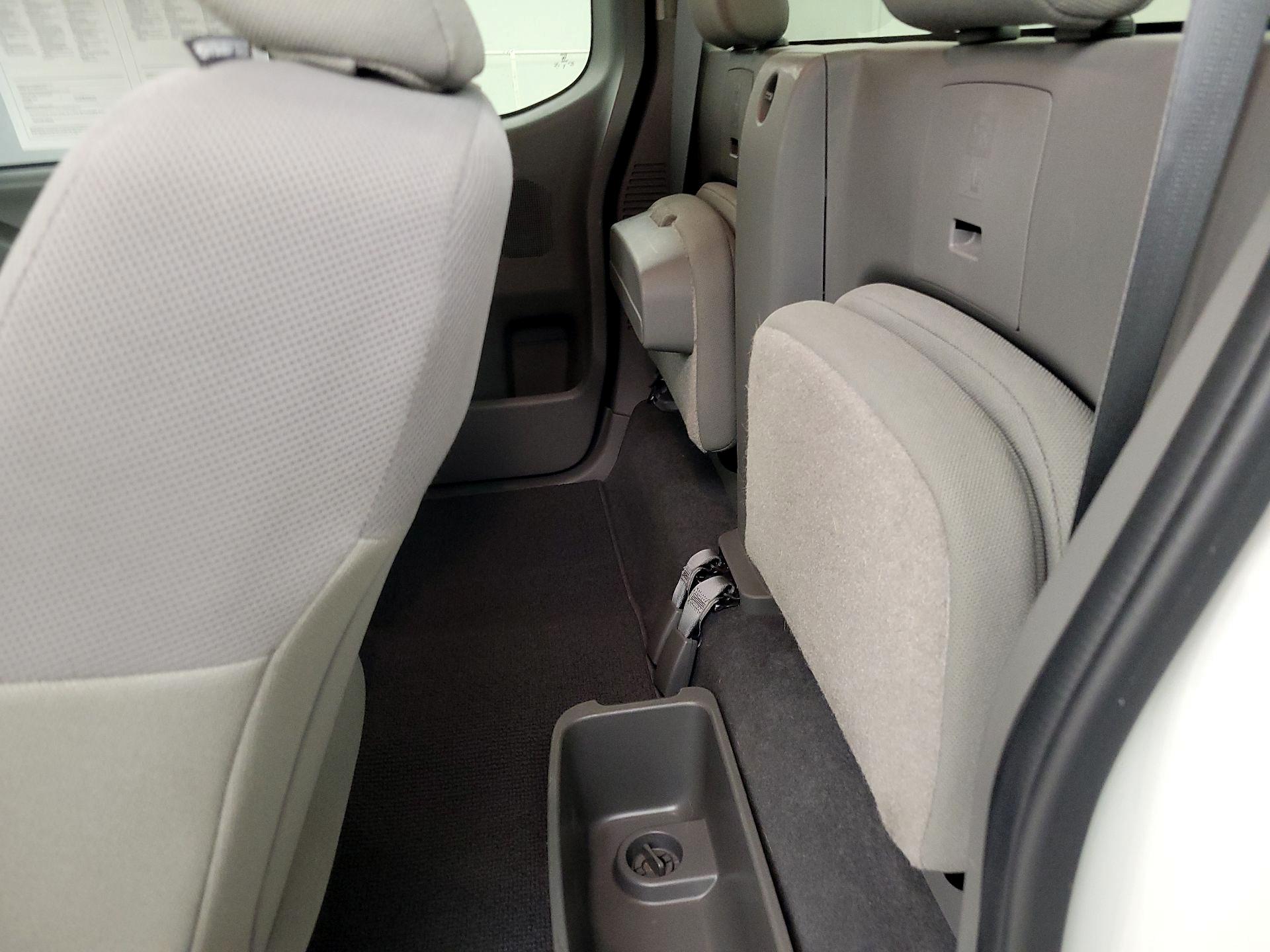 Thumbnail: 2019 Nissan Frontier - 19