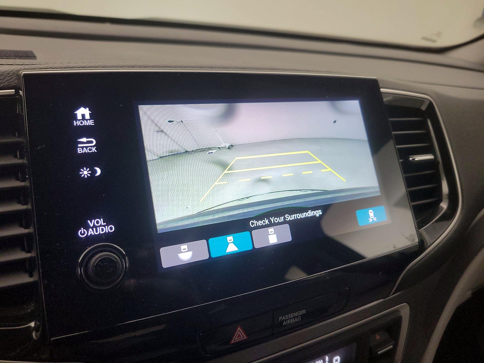 Thumbnail: 2019 Honda Pilot - 12