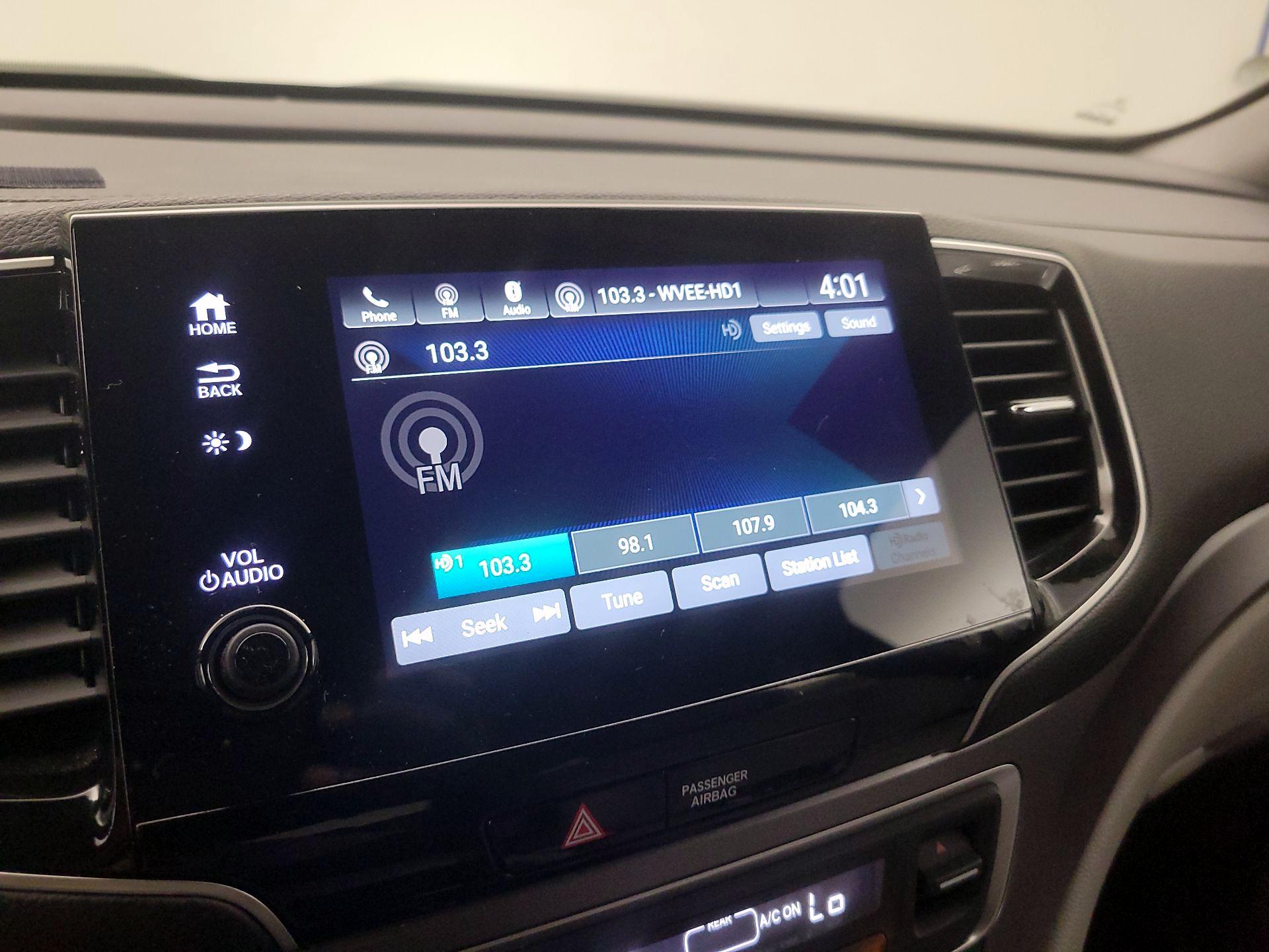 Thumbnail: 2019 Honda Pilot - 13