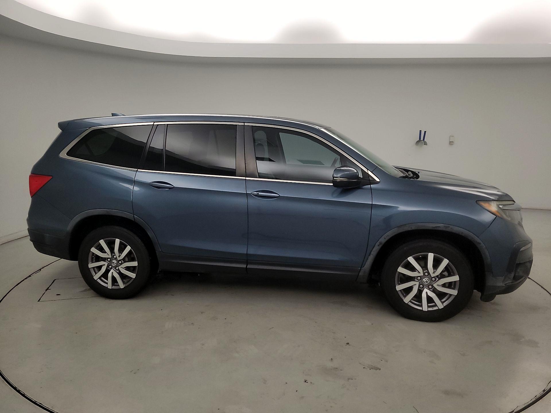 Thumbnail: 2019 Honda Pilot - 4