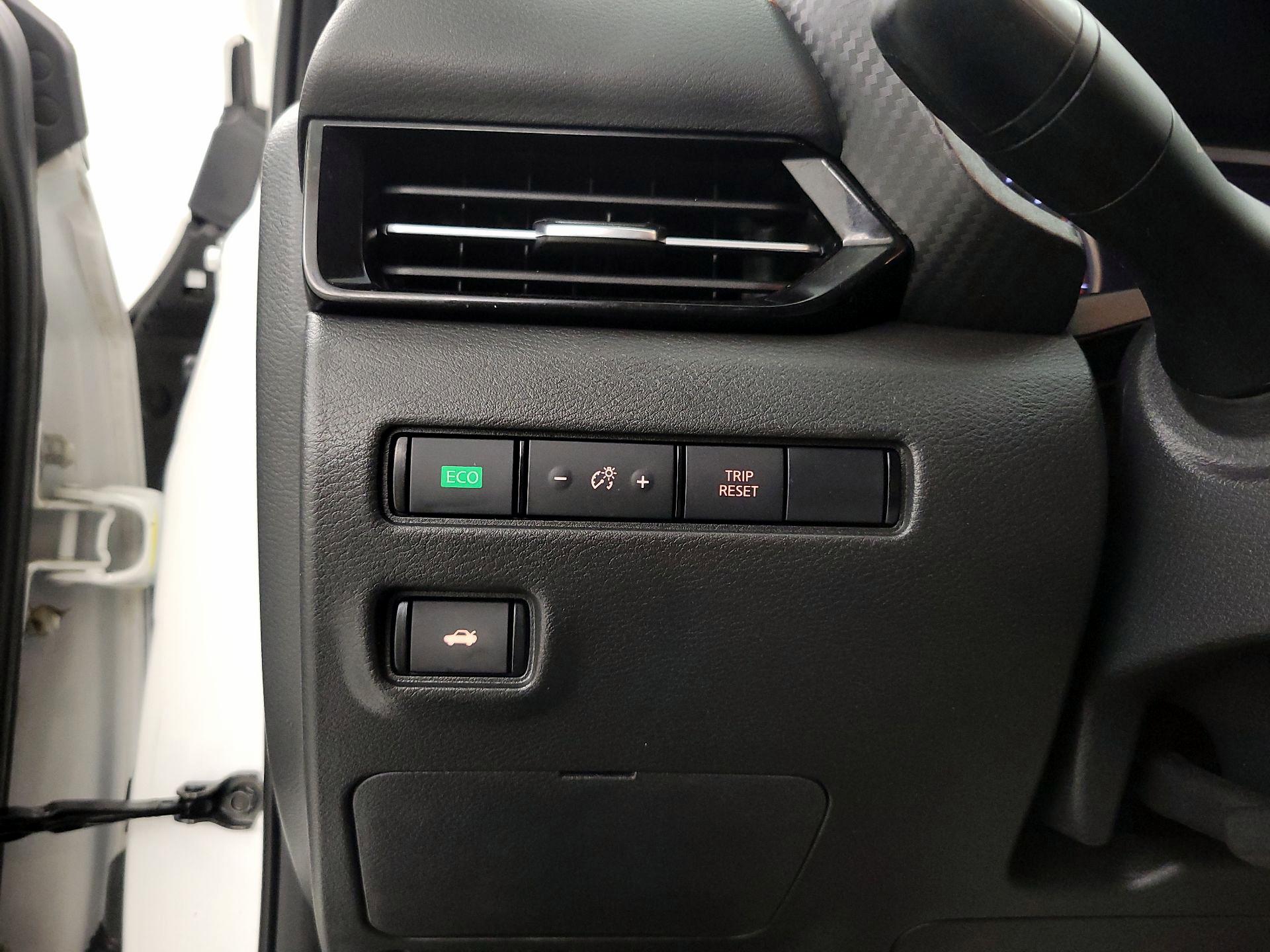 Thumbnail: 2021 Nissan Sentra - 11