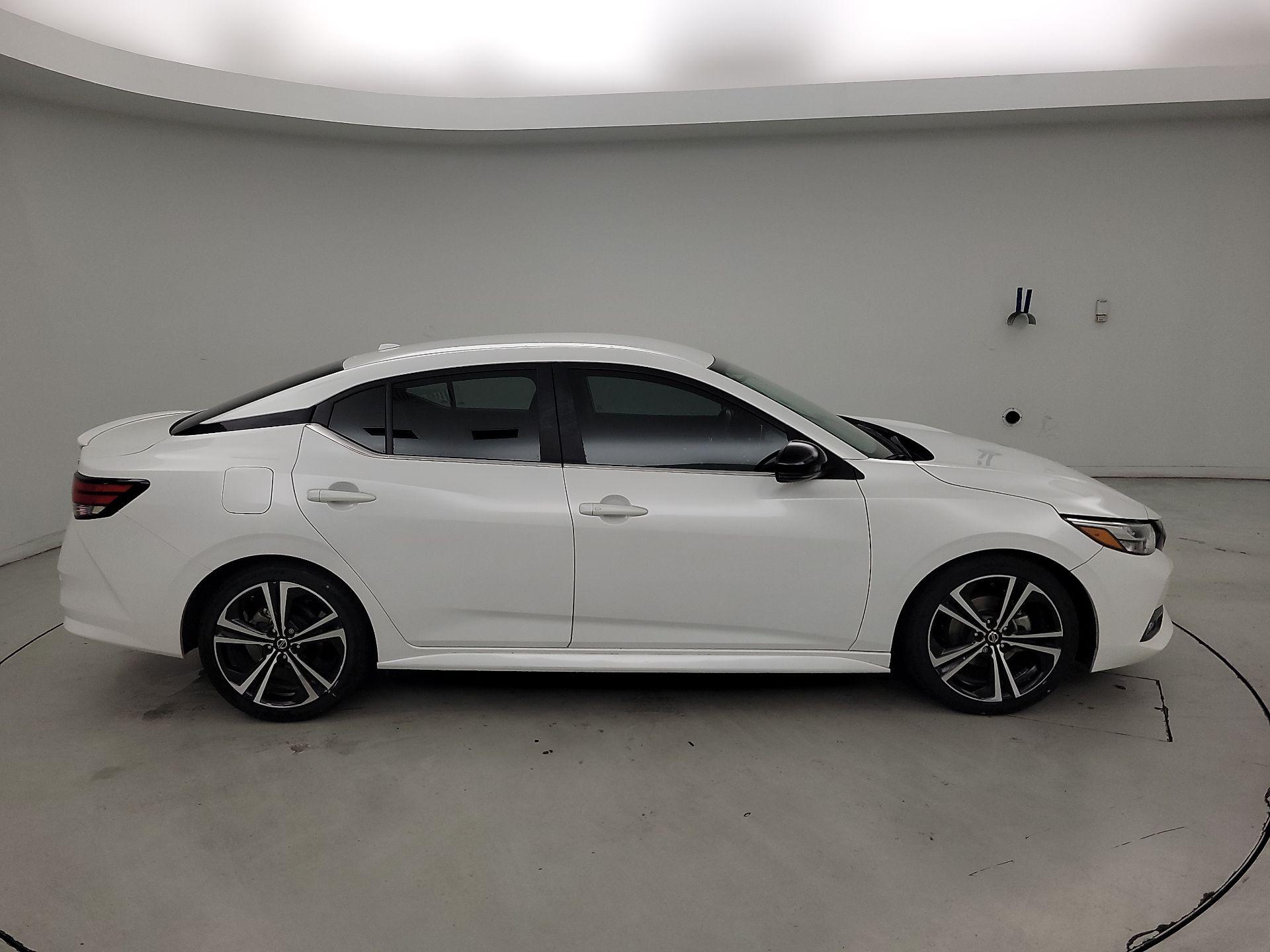 Thumbnail: 2021 Nissan Sentra - 4