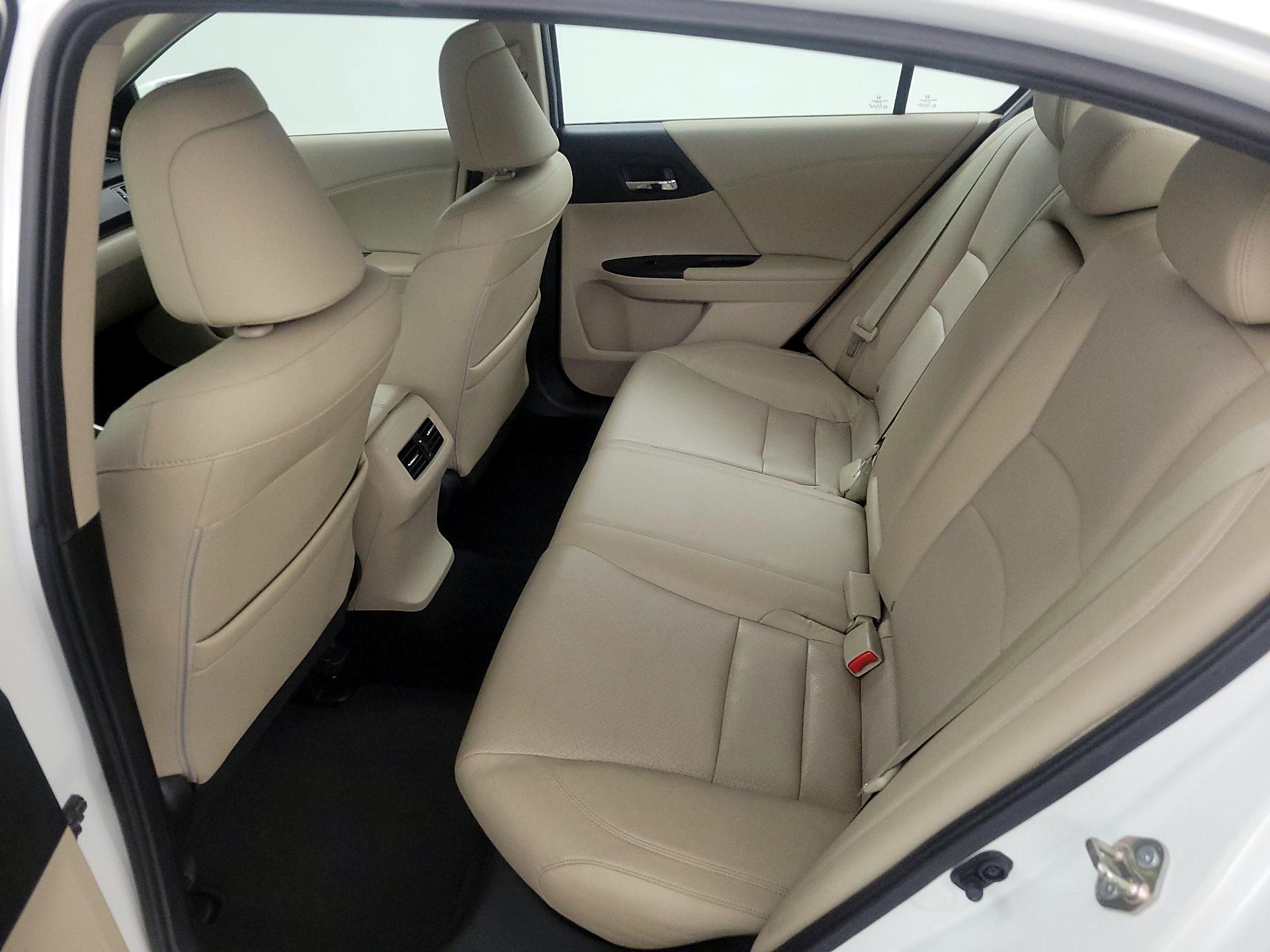 Thumbnail: 2015 Honda Accord - 20